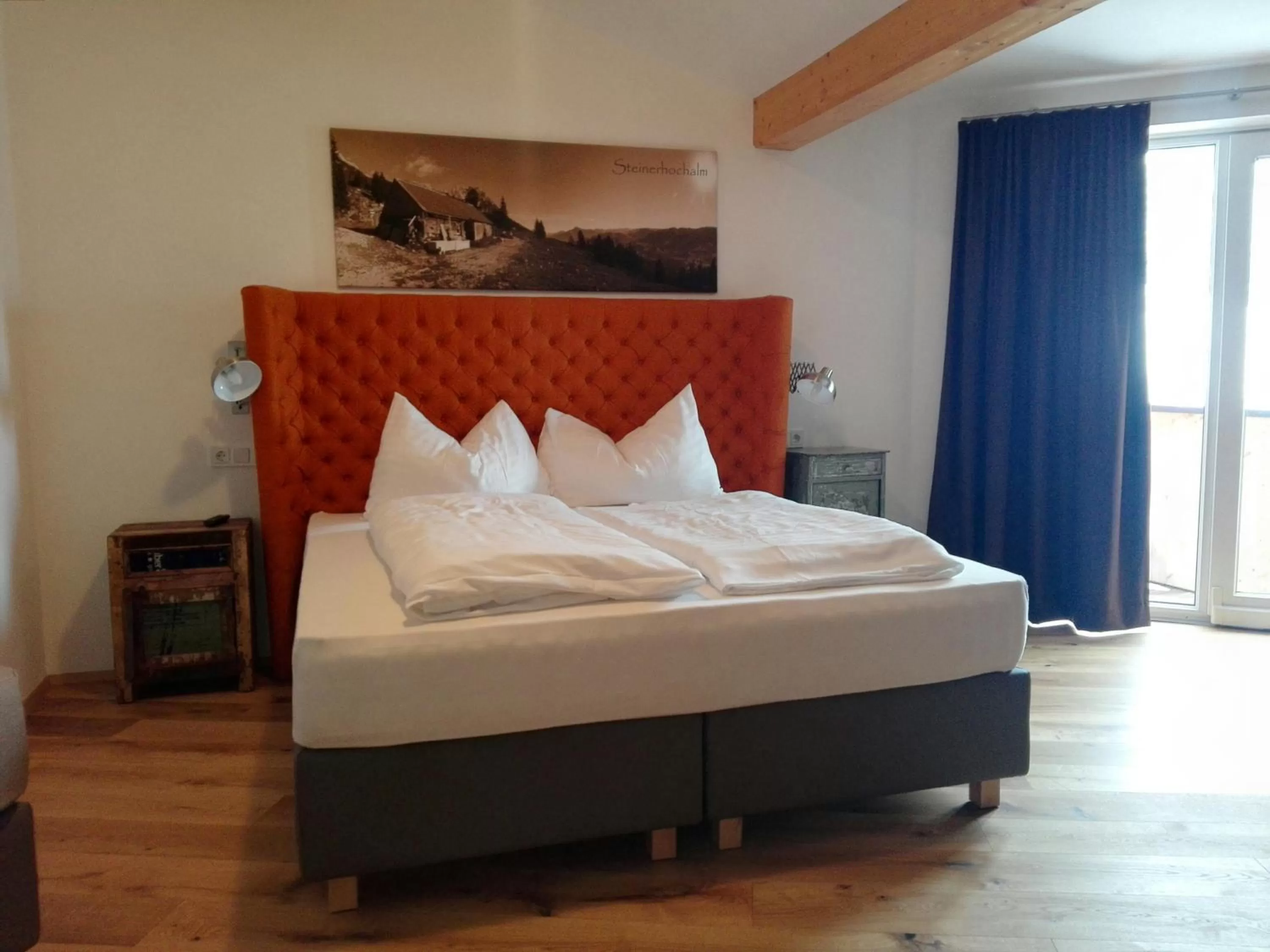 Bedroom, Bed in Home suite home