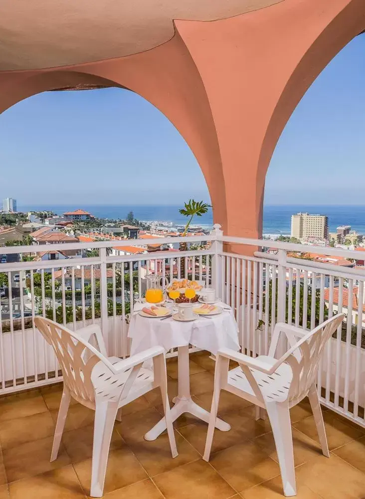 Balcony/Terrace in Hotel Puerto Palace
