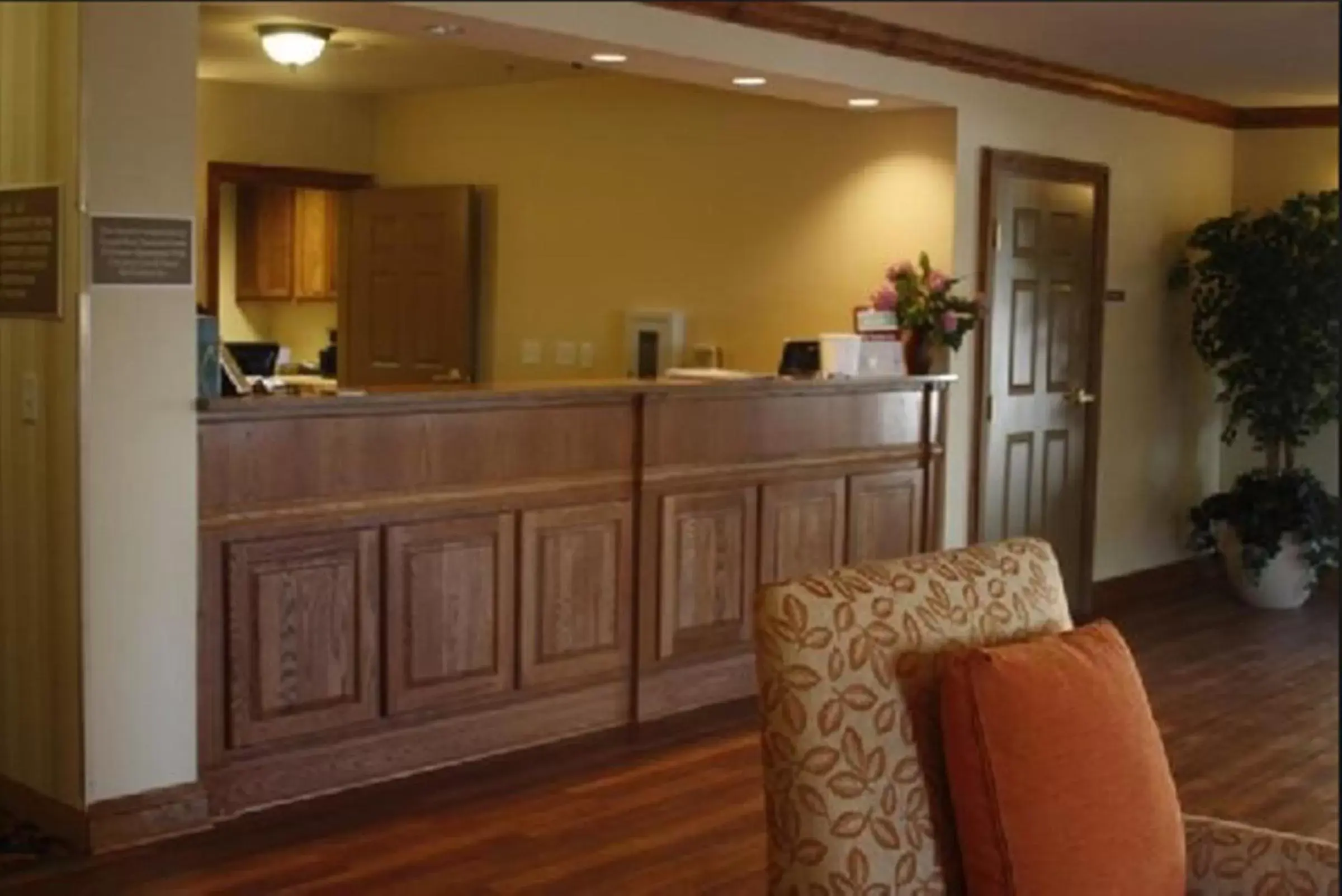 Lobby or reception, Lobby/Reception in Country Inn & Suites by Radisson, Saraland, AL