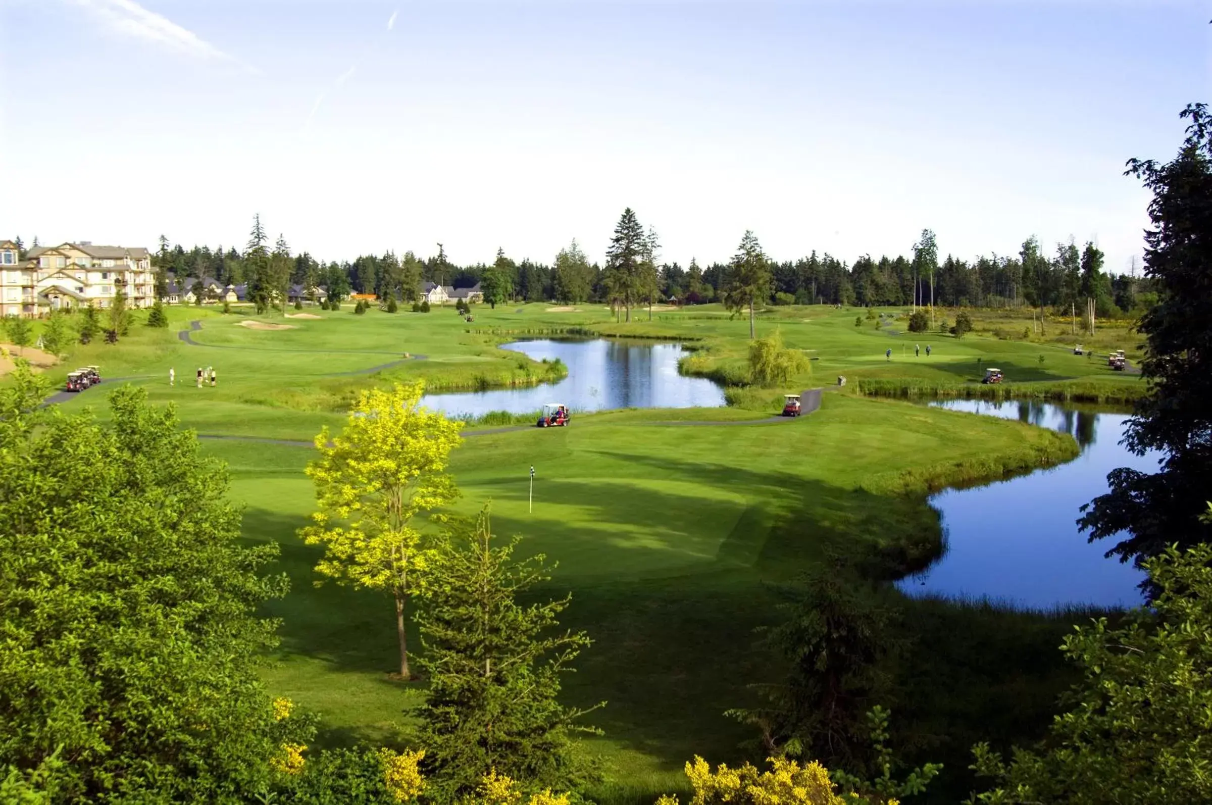 Golfcourse in Crown Isle Resort & Golf Community