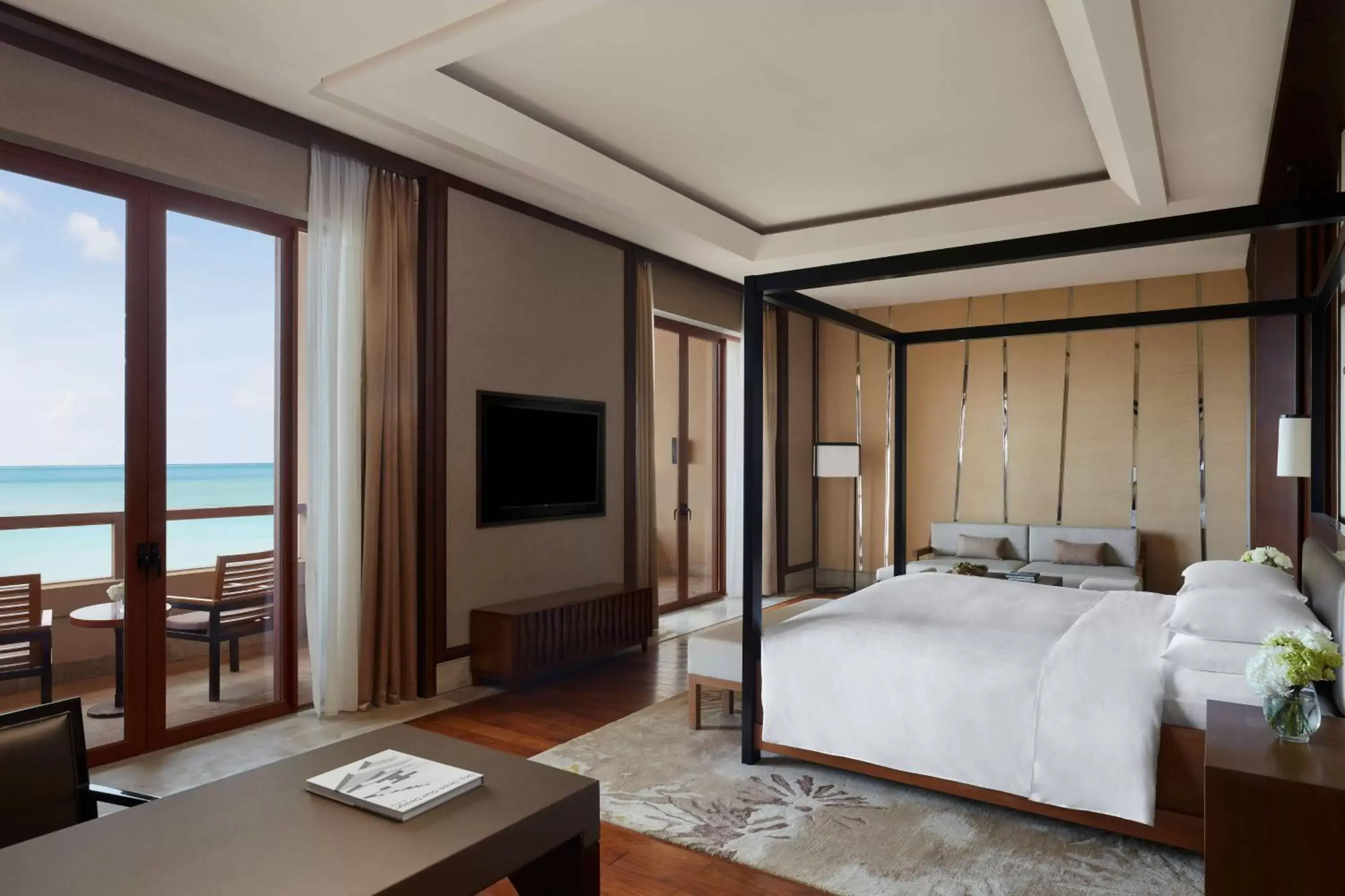 Bedroom in Haikou Marriott Hotel