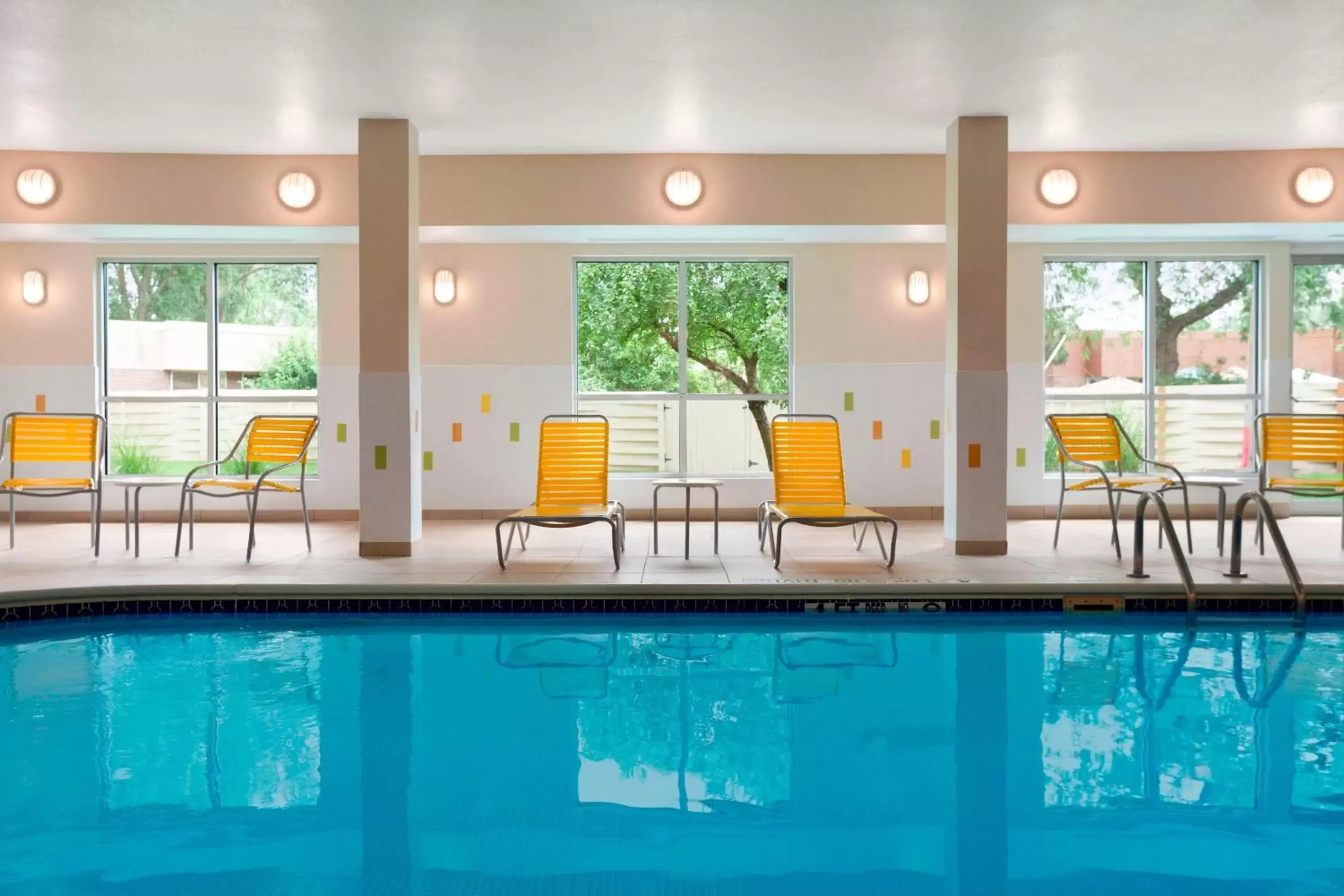 Swimming Pool in Fairfield Inn & Suites Lansing West