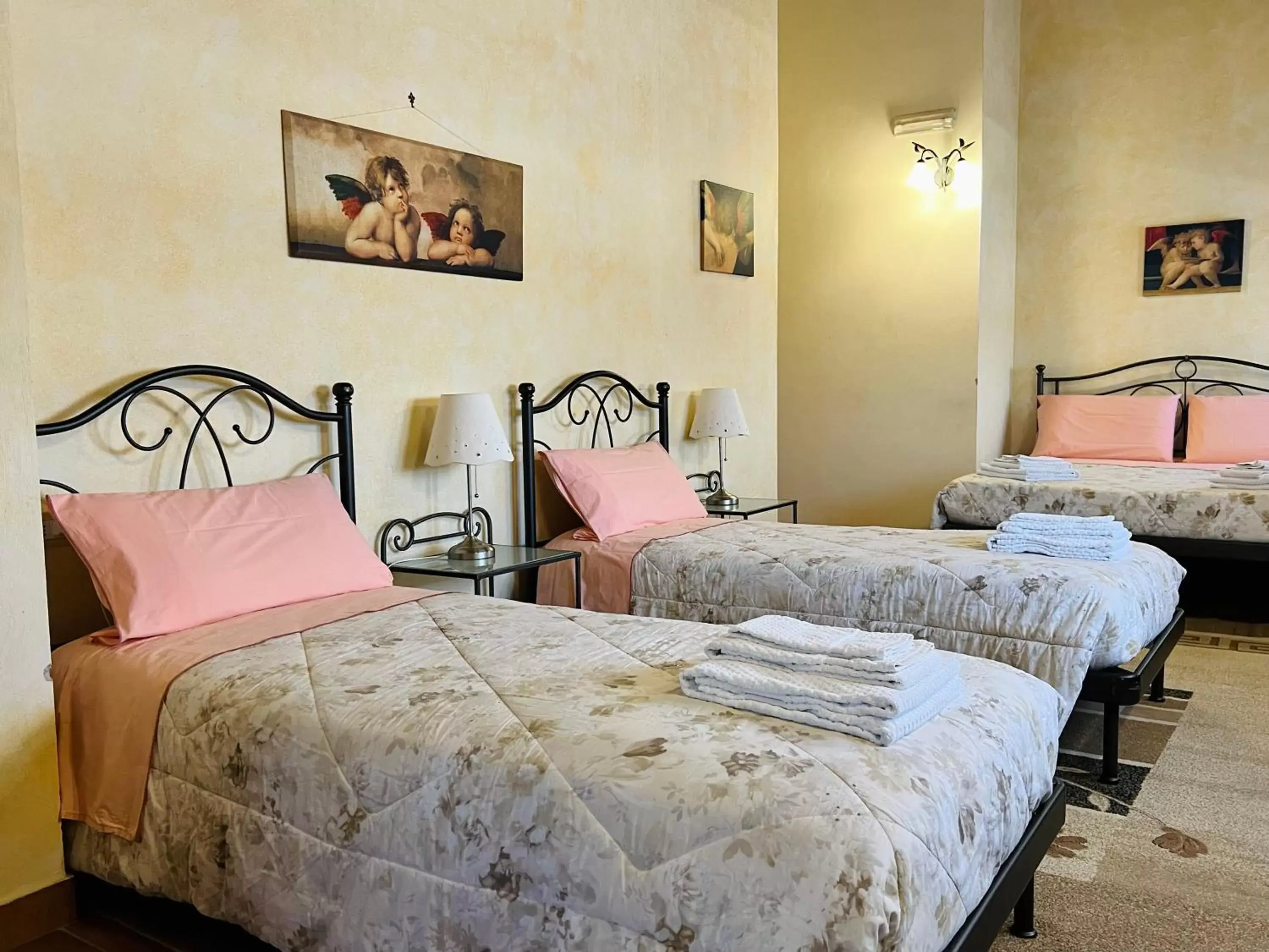 Photo of the whole room, Bed in Agriturismo Sabidor