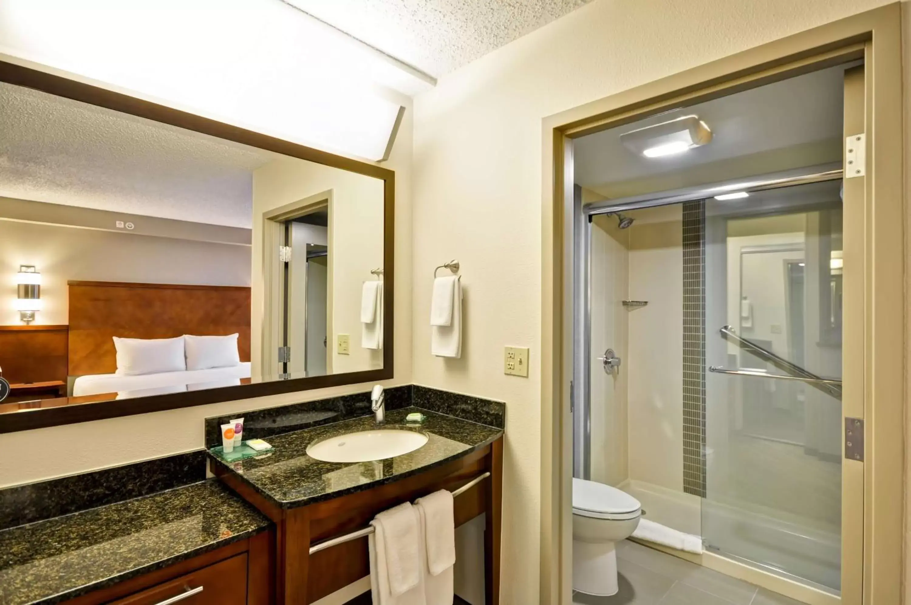 Bathroom in Hyatt Place Albuquerque Uptown