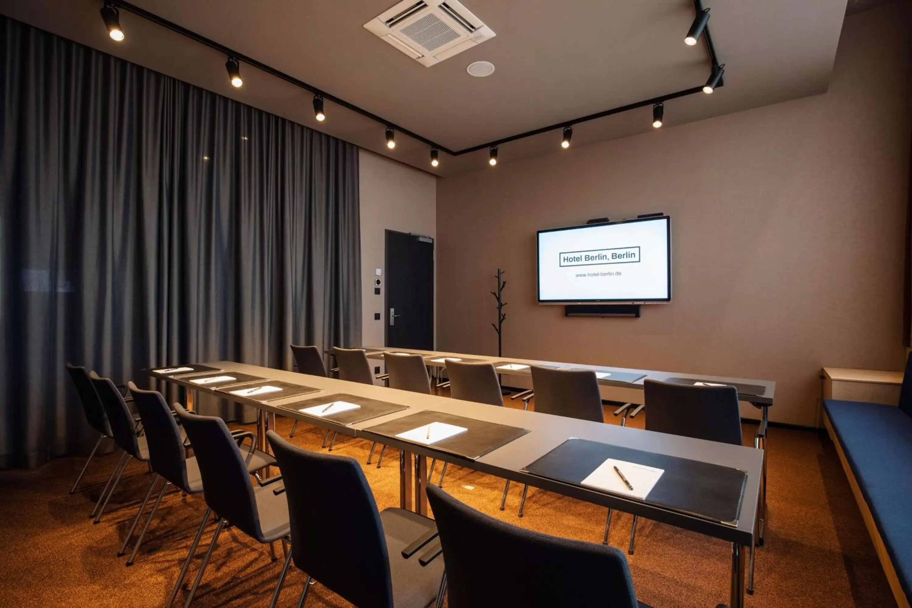 Meeting/conference room in Hotel Berlin, Berlin, a member of Radisson Individuals