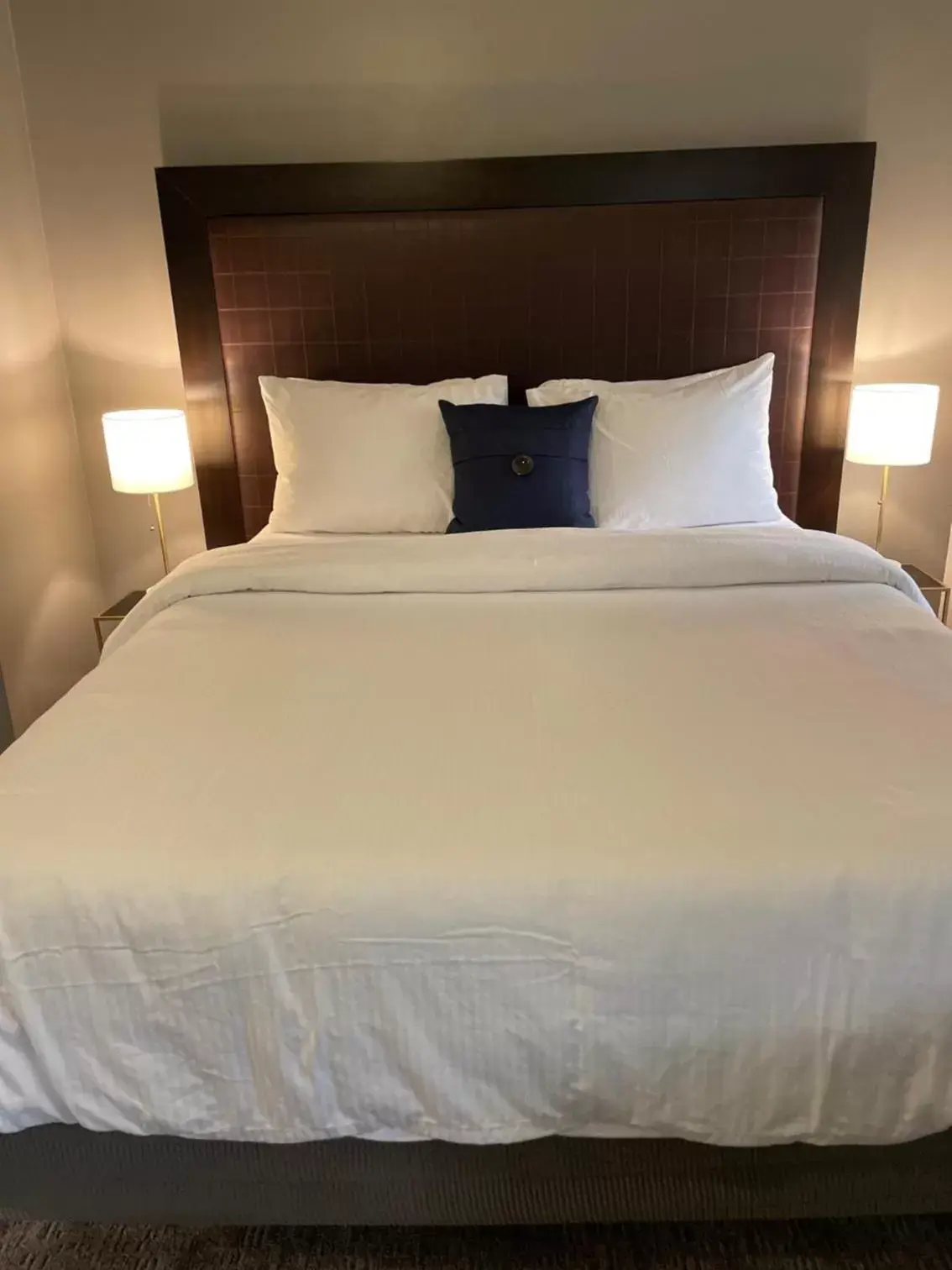 Bed in Hotel Phillips