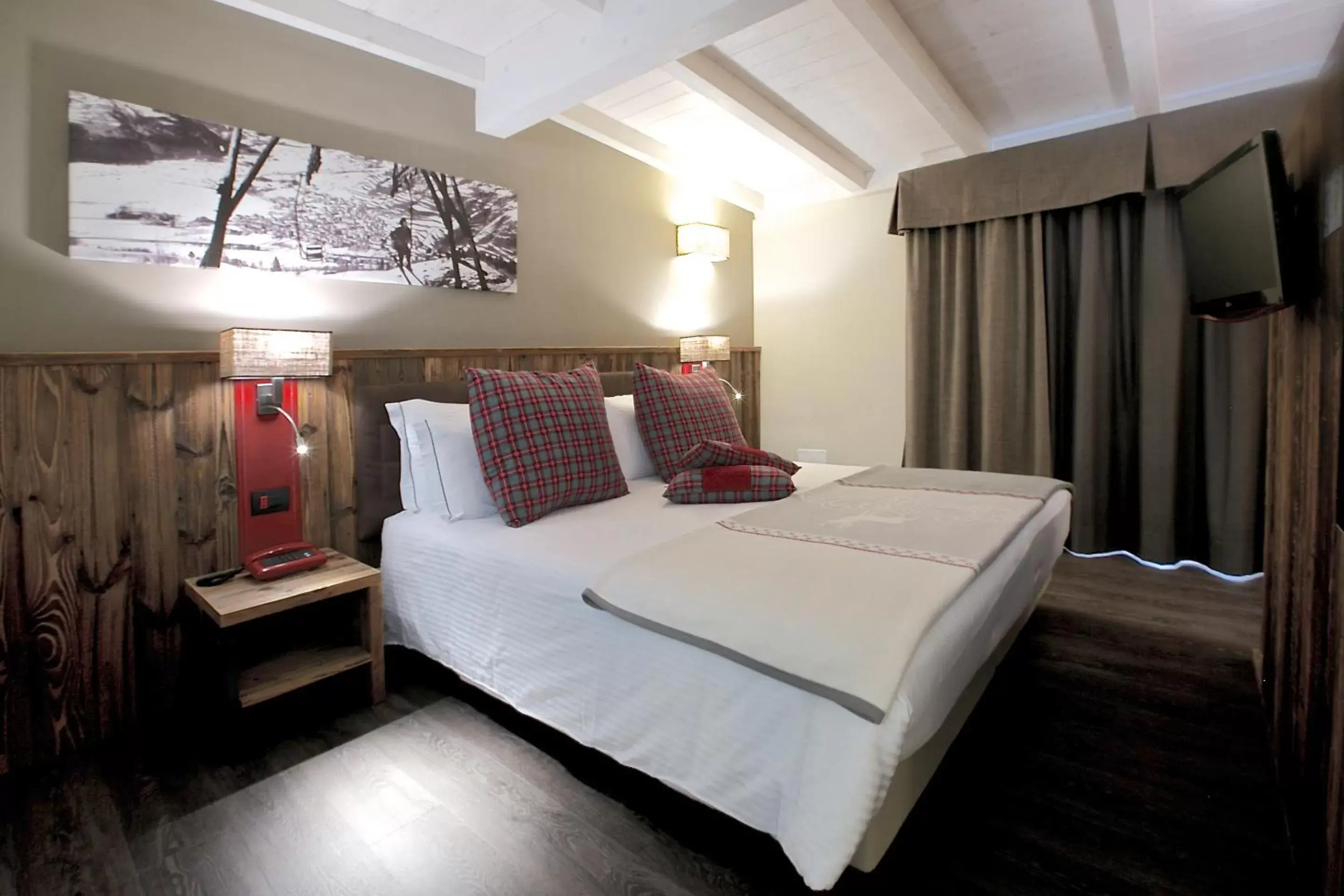 Bed in Olimpia Hotel