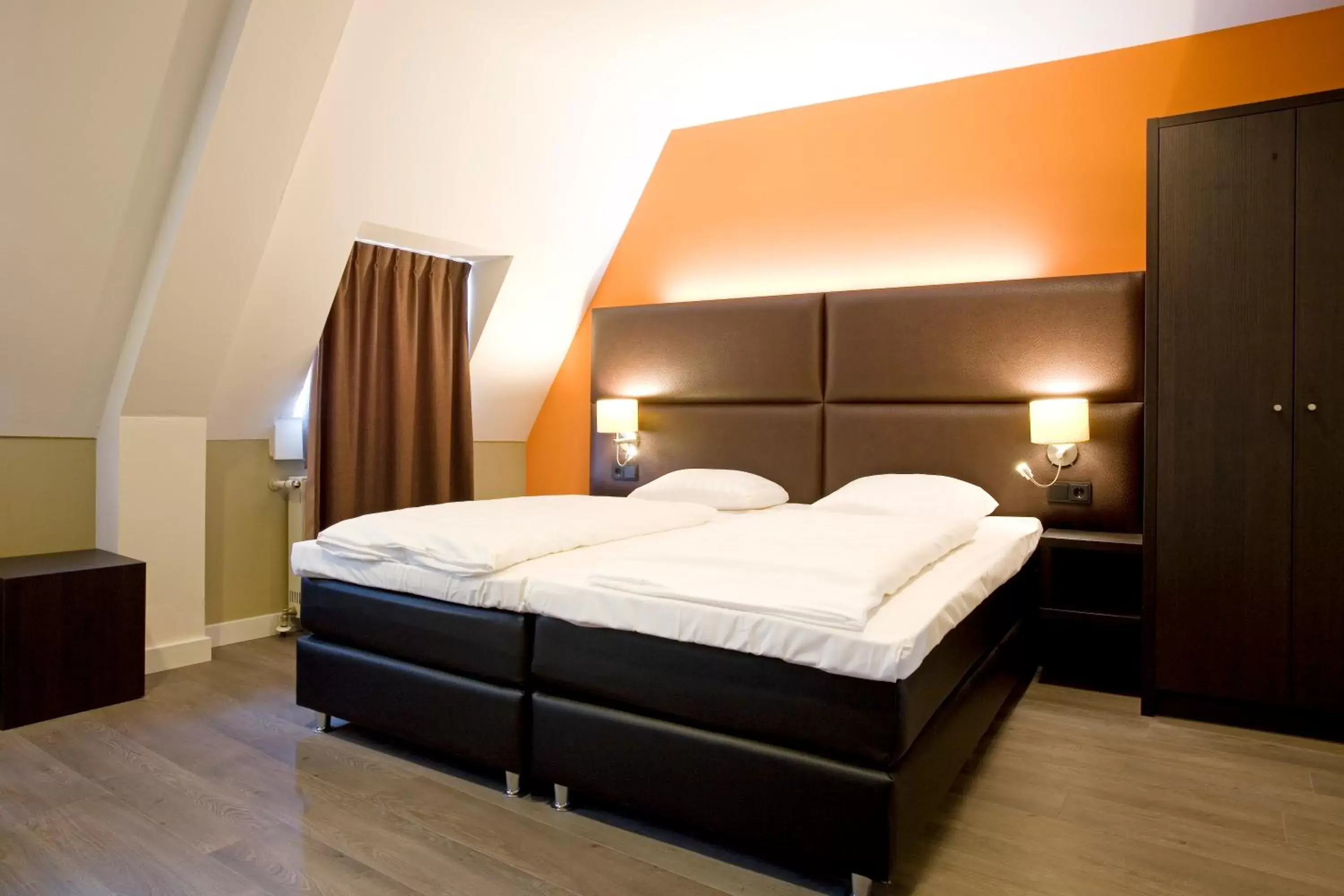 Bed in Hotel Roermond Next Door