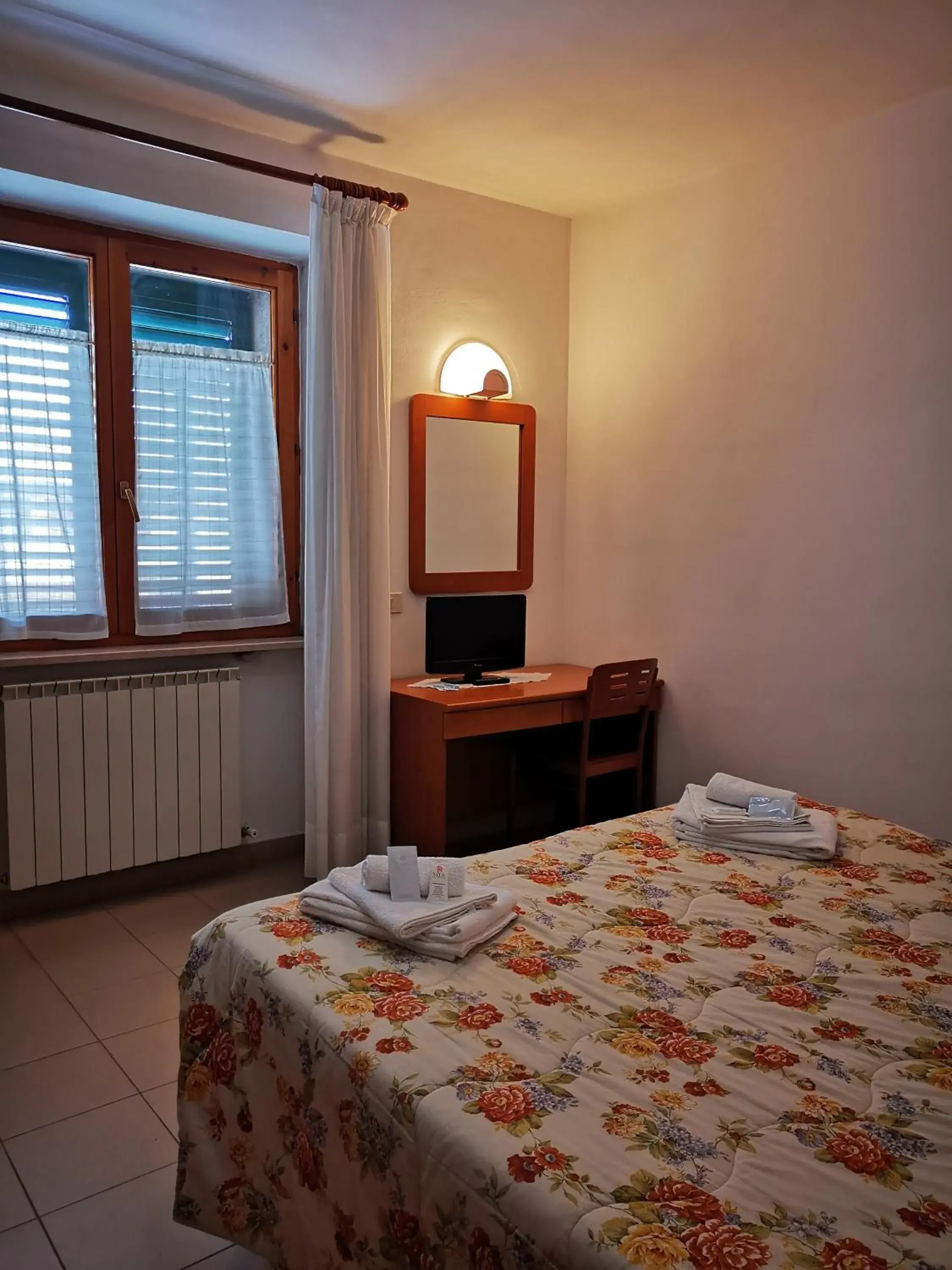 Bedroom, Bed in Osteria dei Locandieri