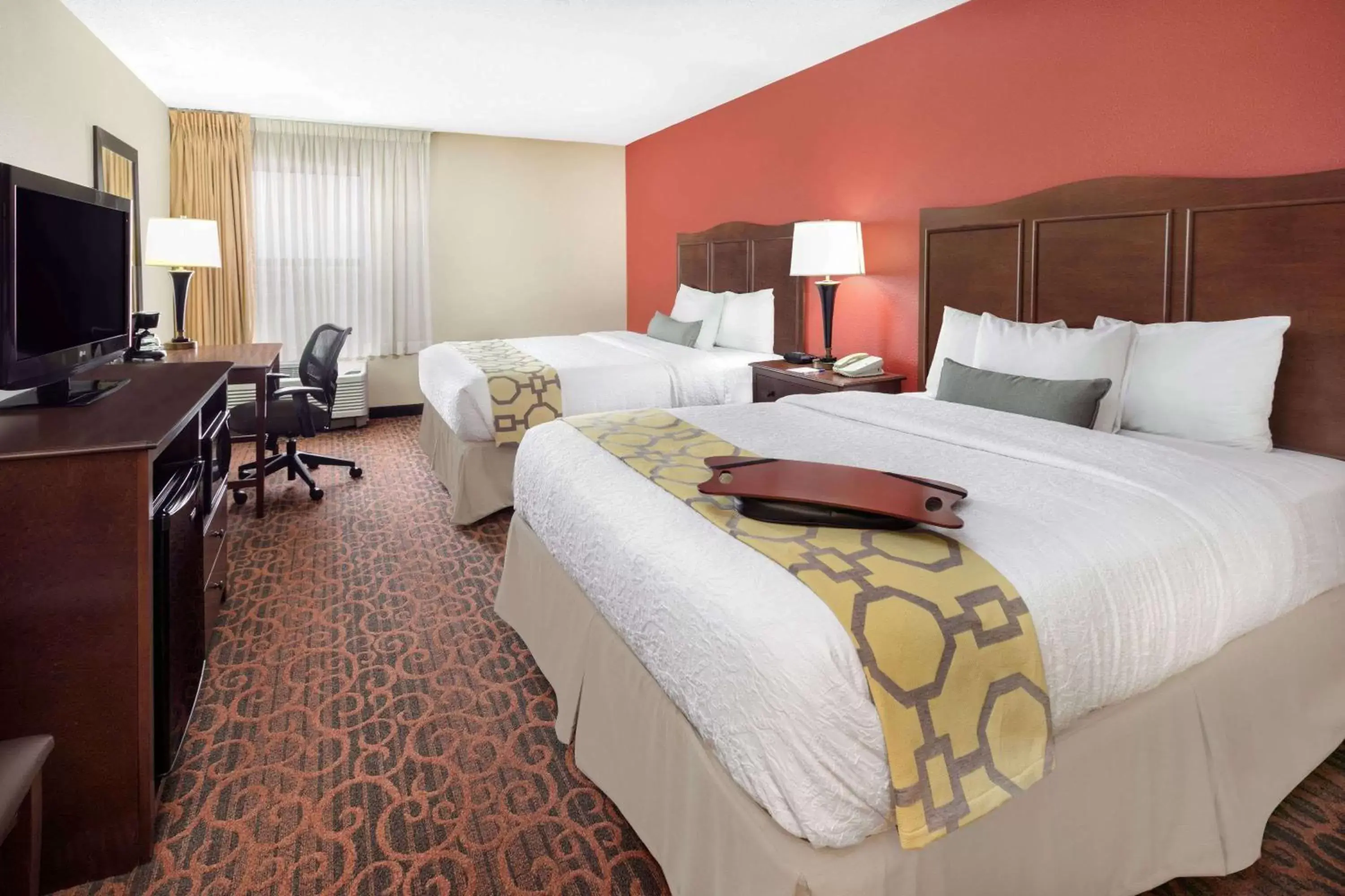 Photo of the whole room, Bed in Baymont by Wyndham Oklahoma City/Quail Springs