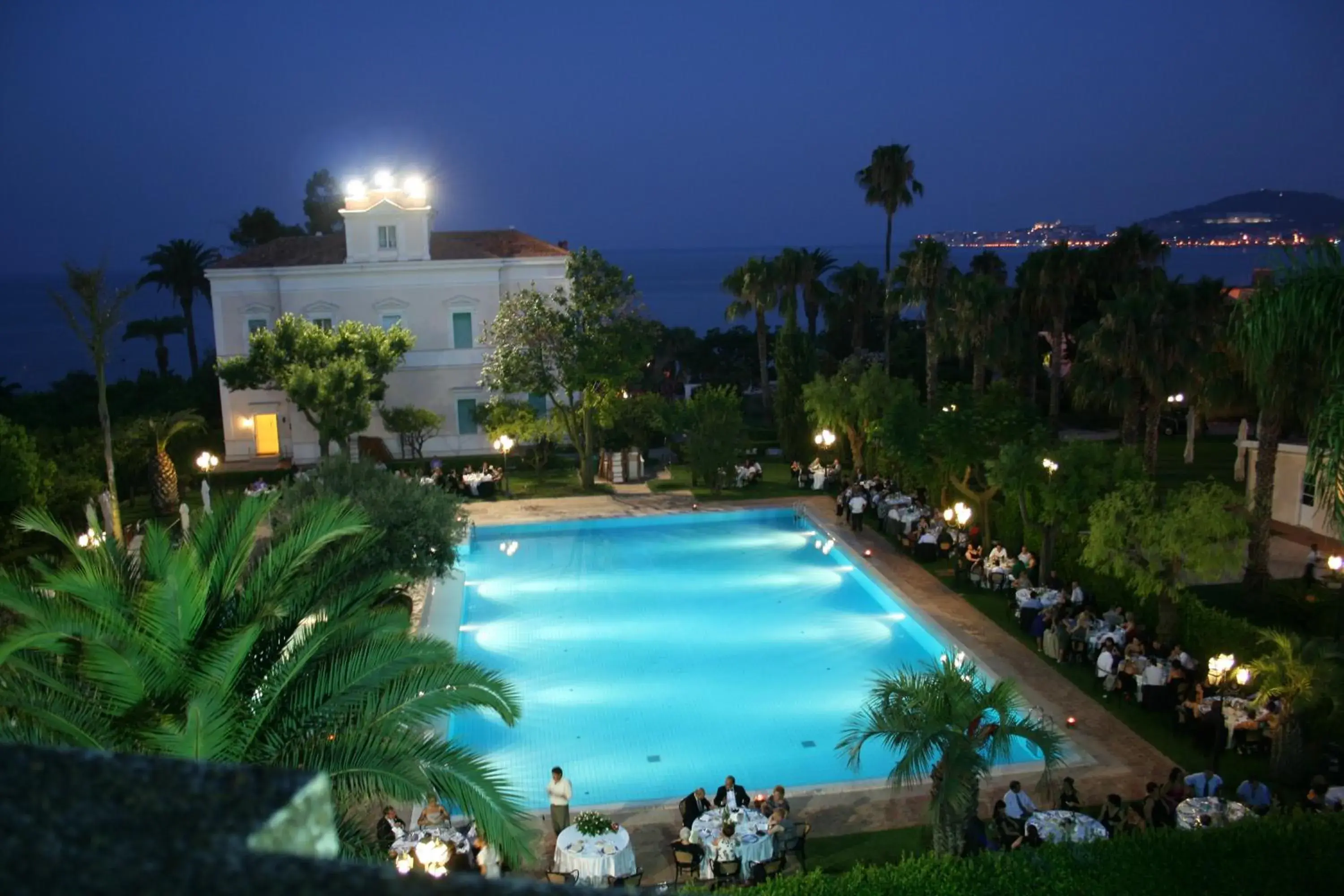 Activities, Pool View in Villa Irlanda Grand Hotel