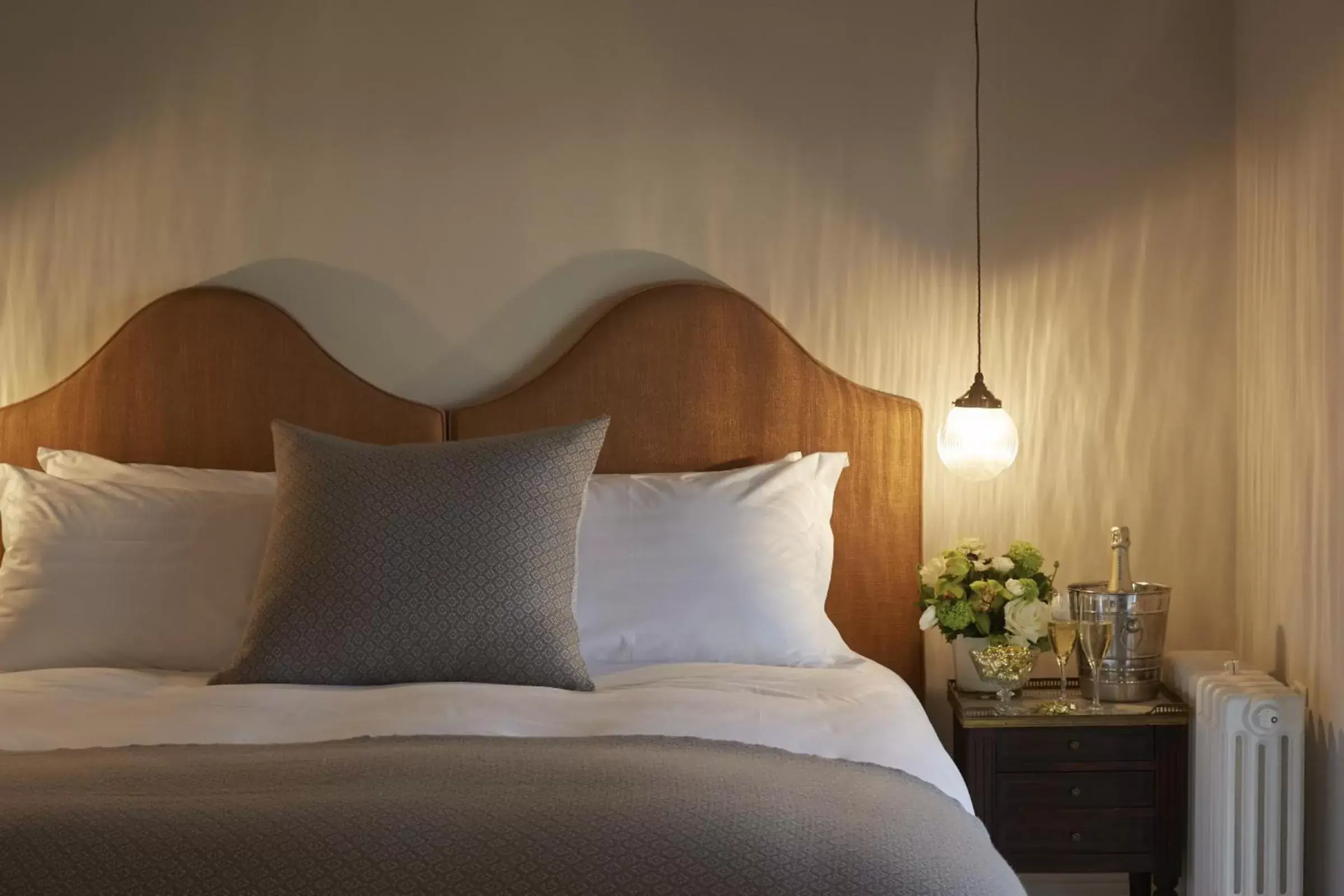 Bed in Albion House at Ramsgate Bed in Albion House at Ramsgate