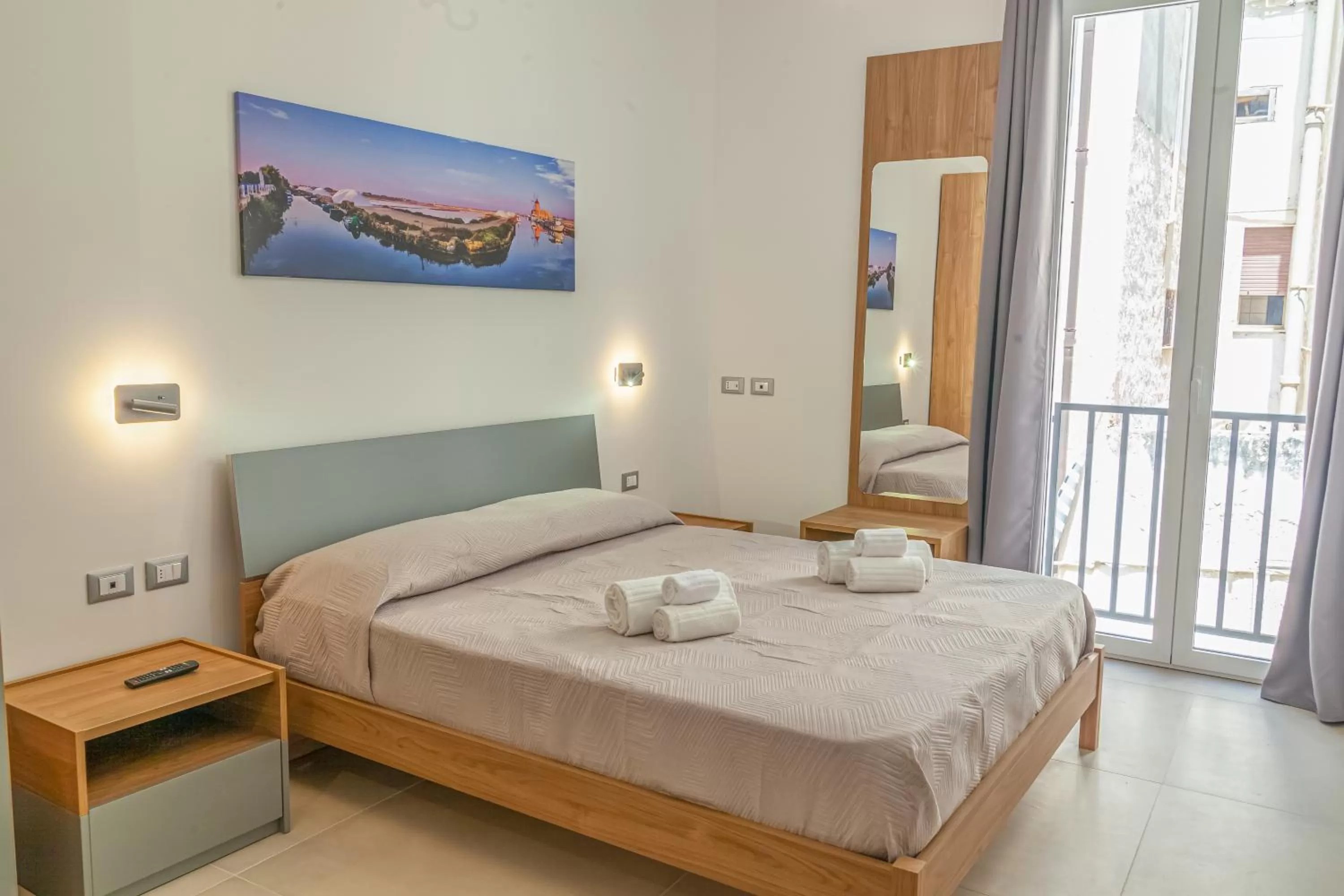 Bedroom, Bed in Isgrò Rooms