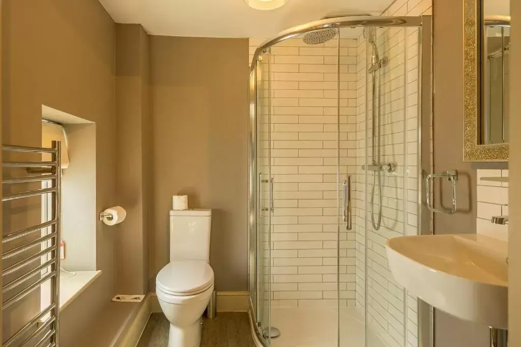 Bathroom in The Sail Loft