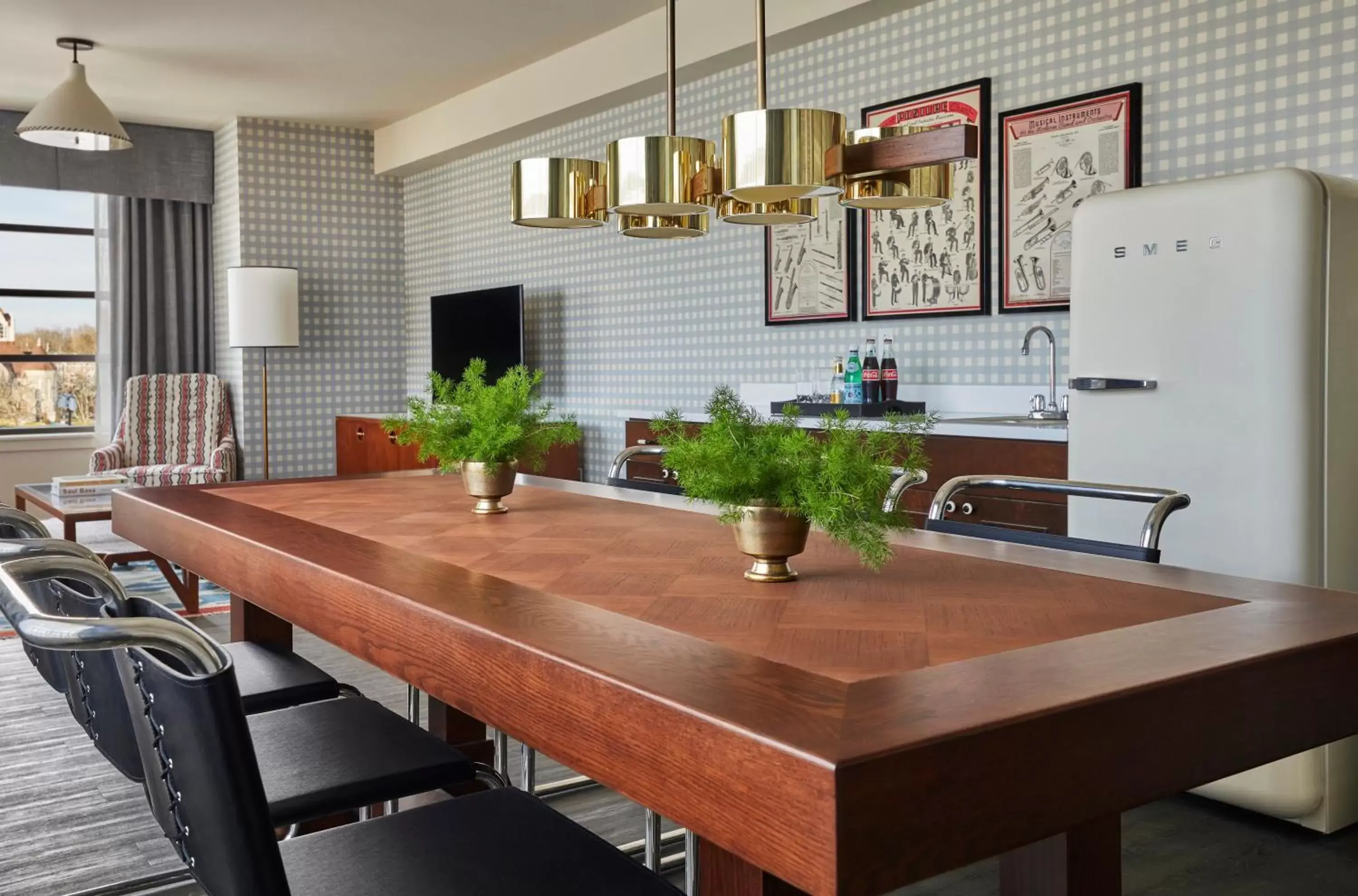 Dining area, Kitchen/Kitchenette in Graduate Bloomington