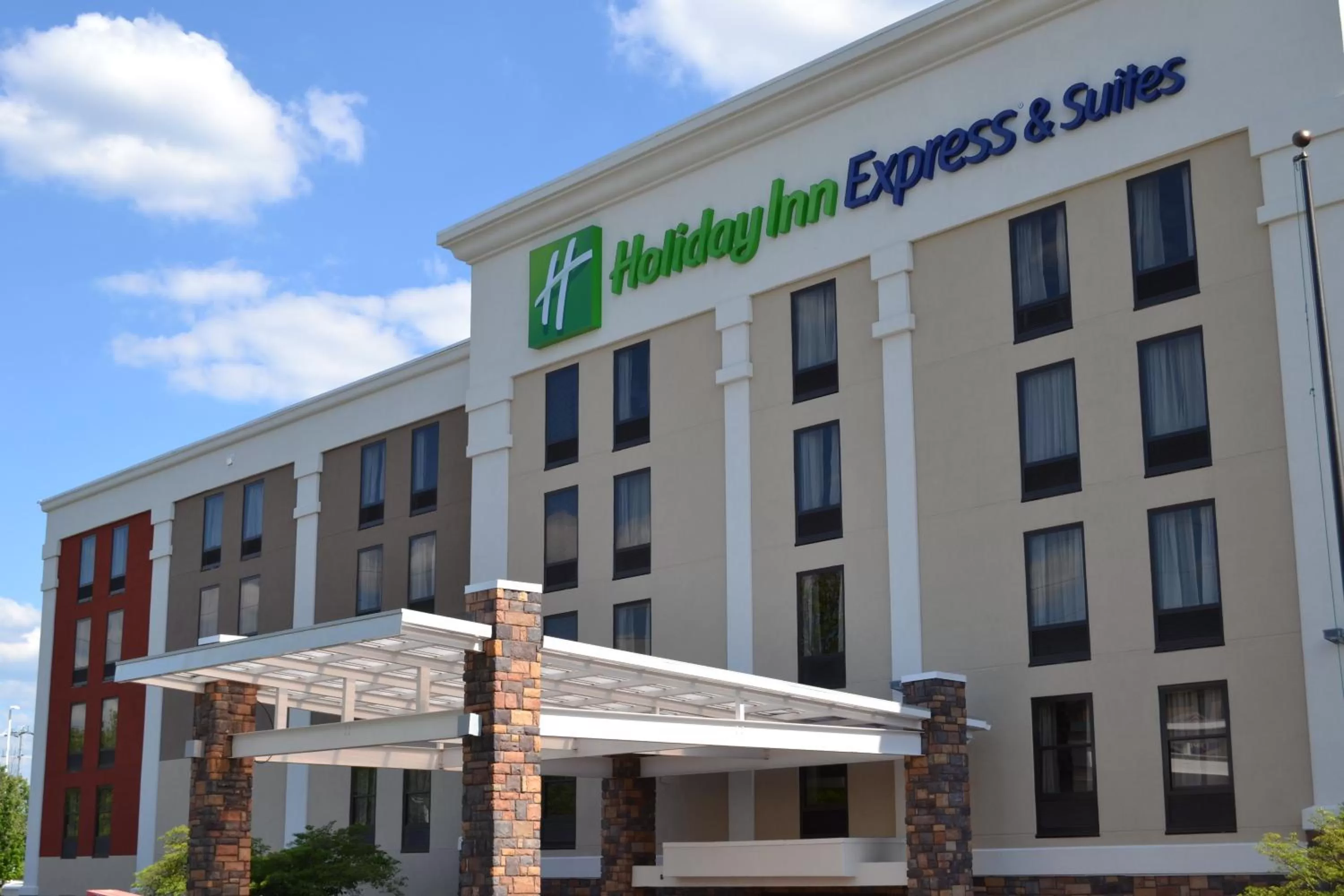 Property building in Holiday Inn Express & Suites Nashville Southeast - Antioch by IHG