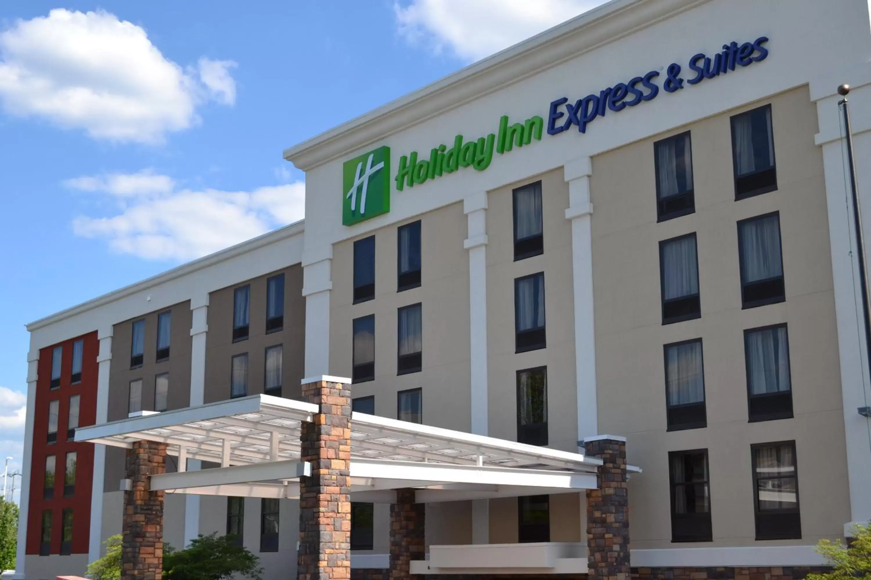 Property Building in Holiday Inn Express & Suites Nashville Southeast - Antioch, an IHG Hotel
