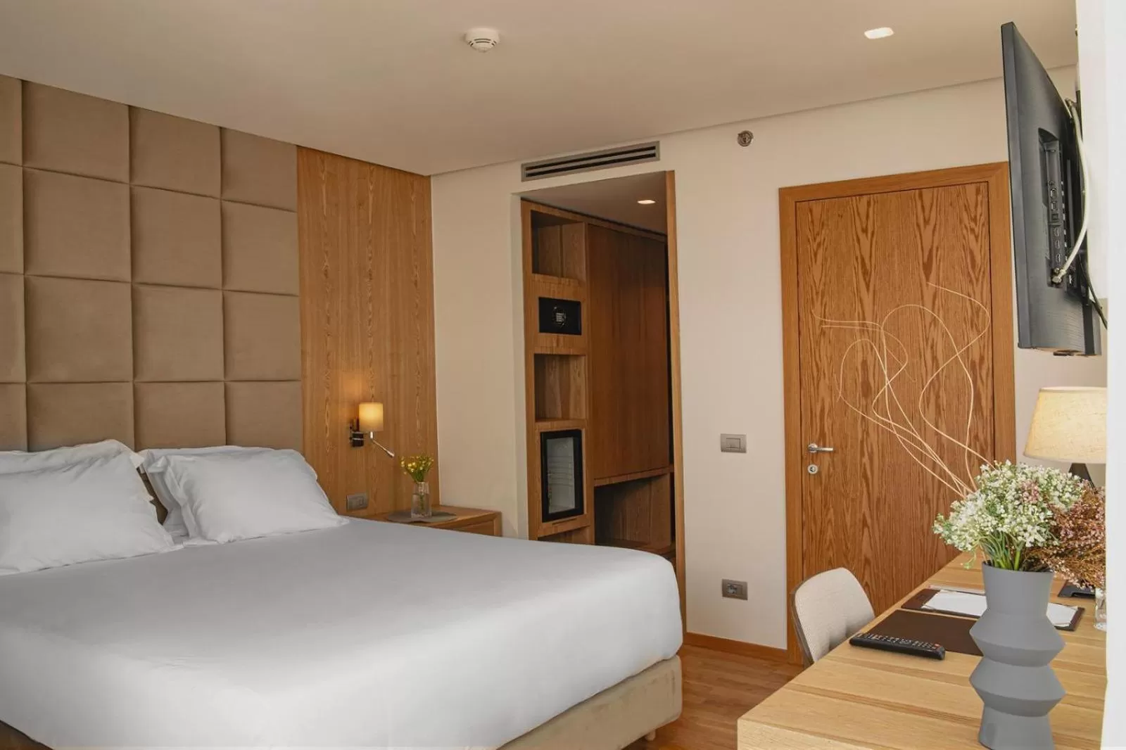 Bedroom, Bed in Amare Hotel