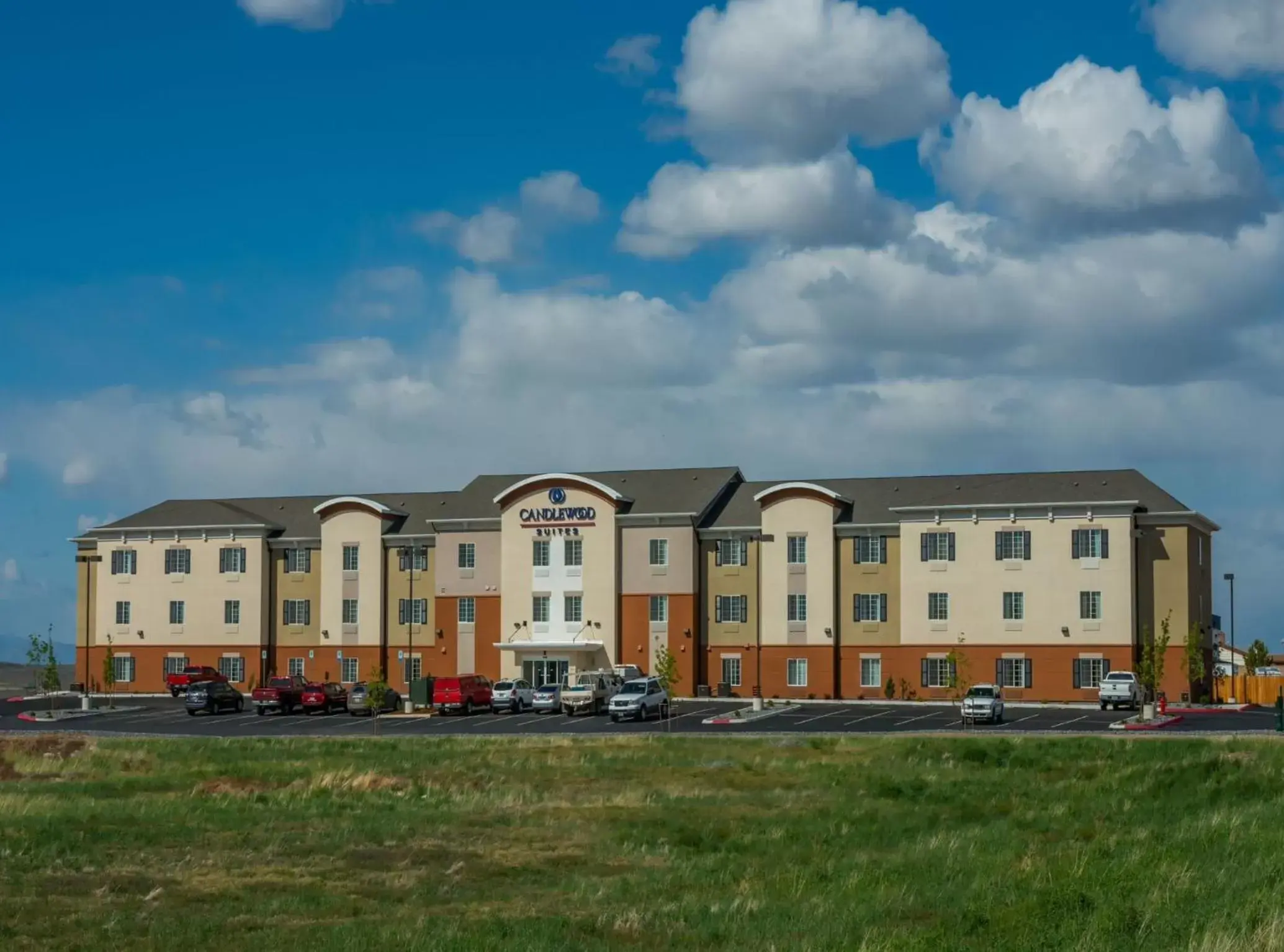 Property Building in Candlewood Suites Winnemucca, an IHG Hotel