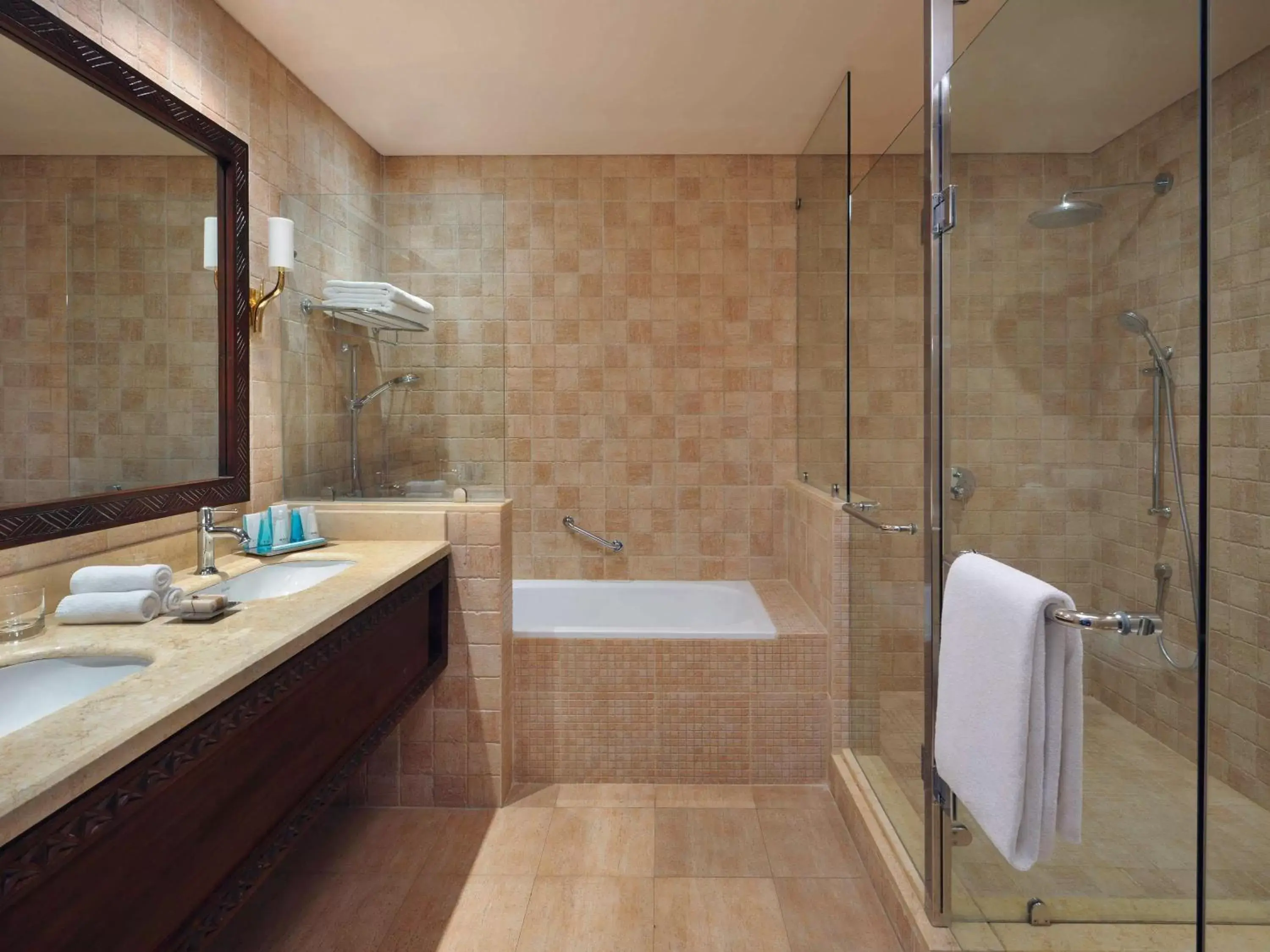 Photo of the whole room, Bathroom in Mövenpick Ambassador Hotel Accra