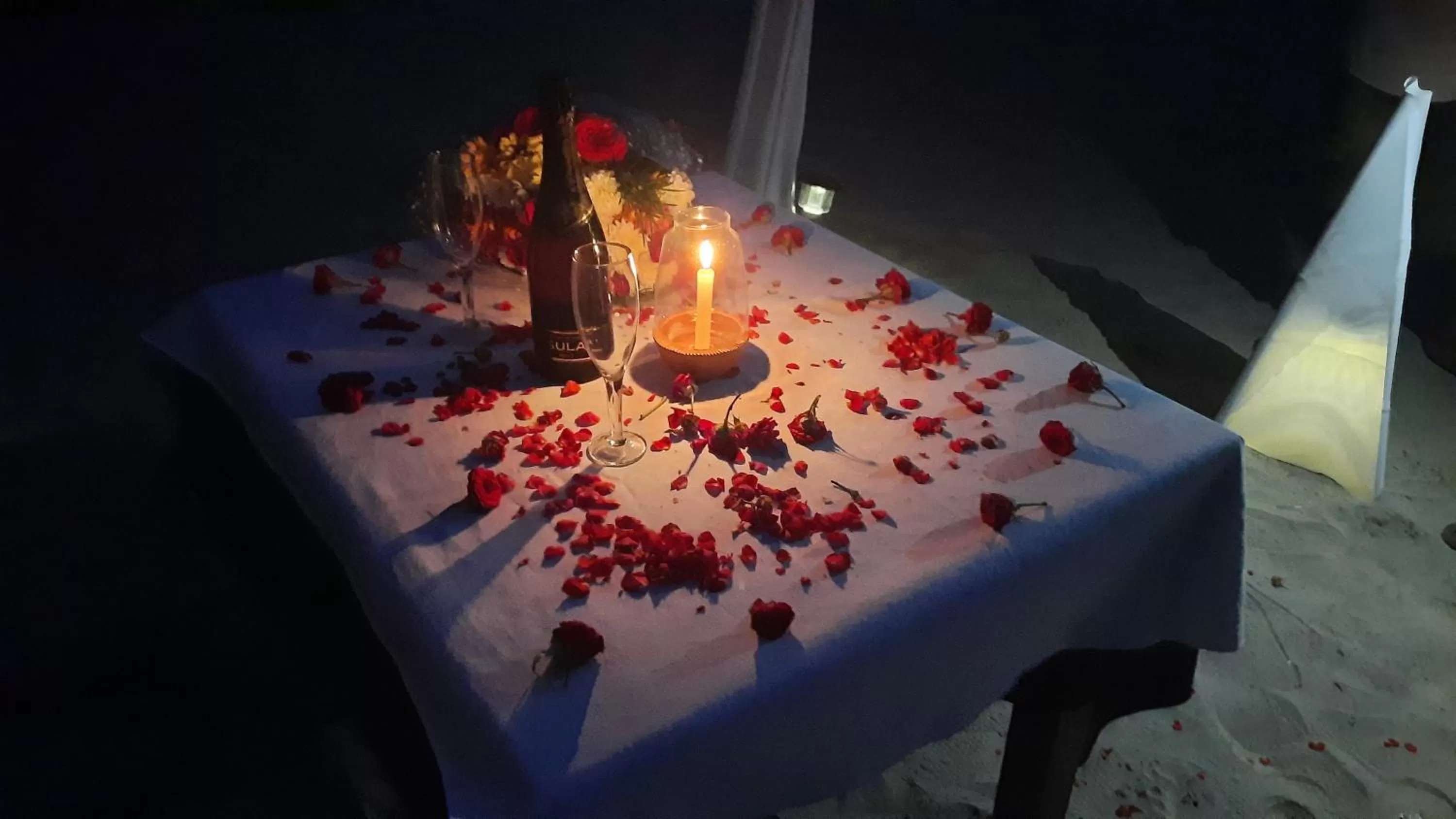 Food and drinks in Peace Garden Beach Resort