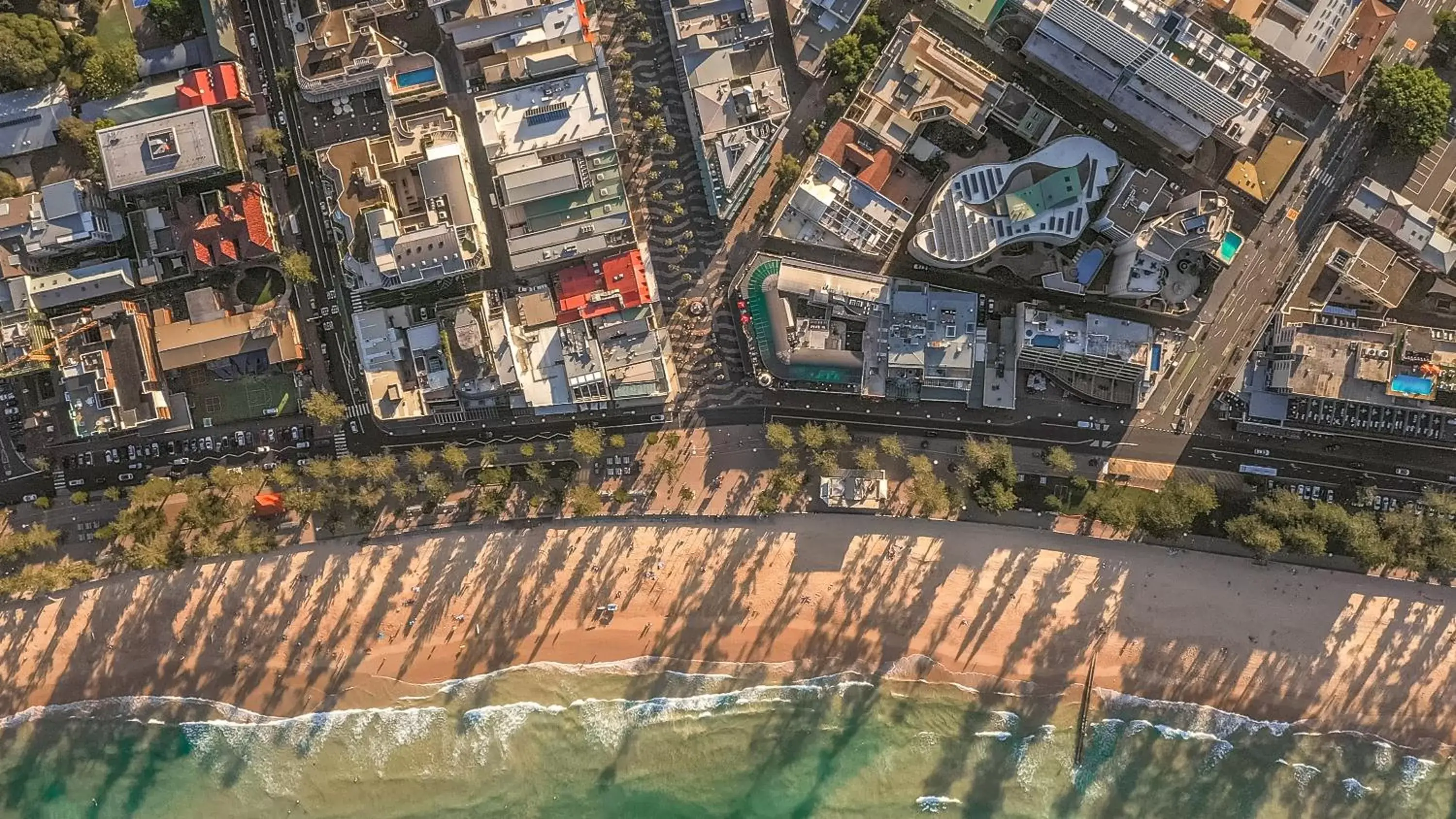 Bird's-eye View in Stay at Hotel Steyne