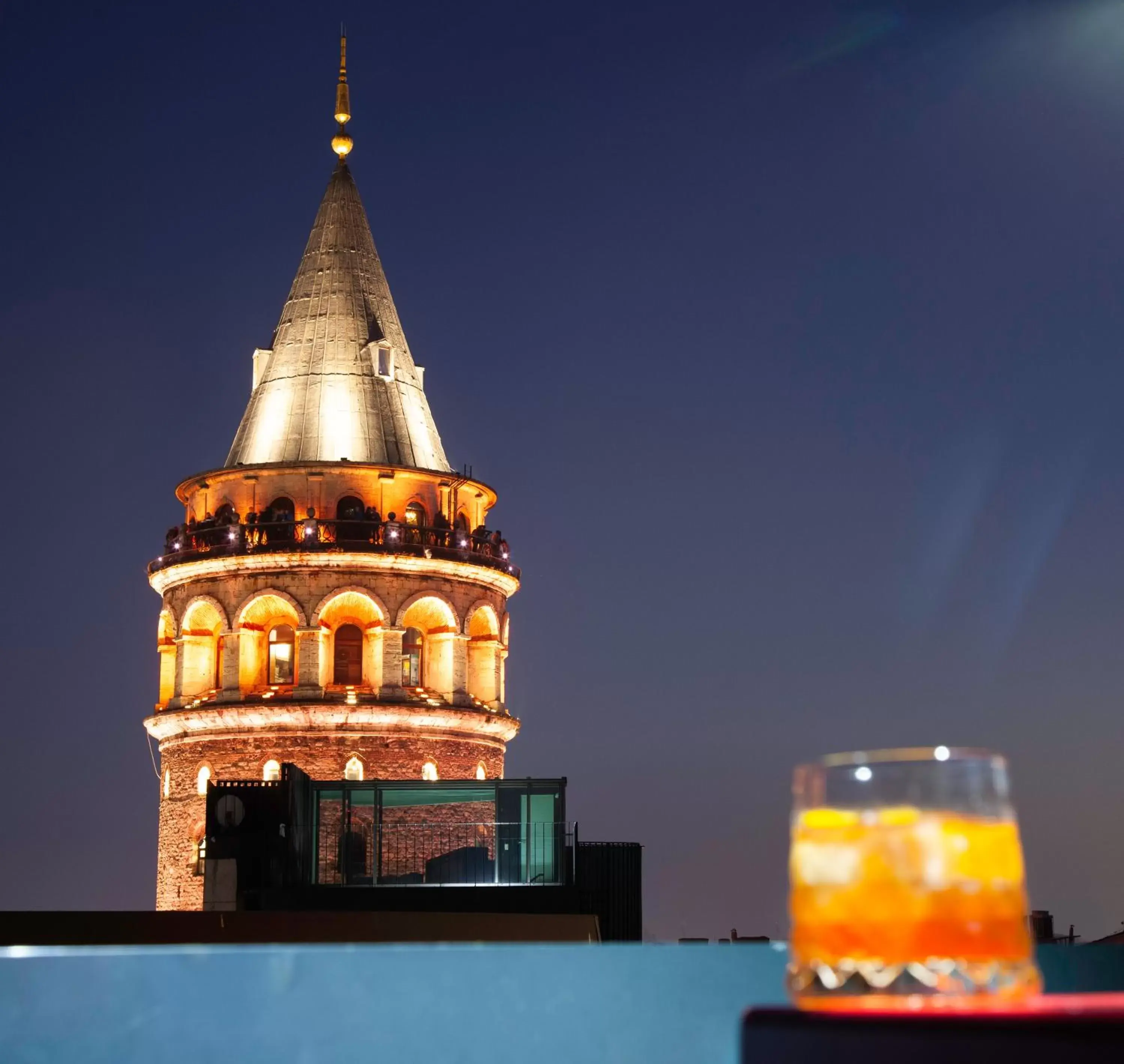 Restaurant/places to eat in Duo Galata Hotel