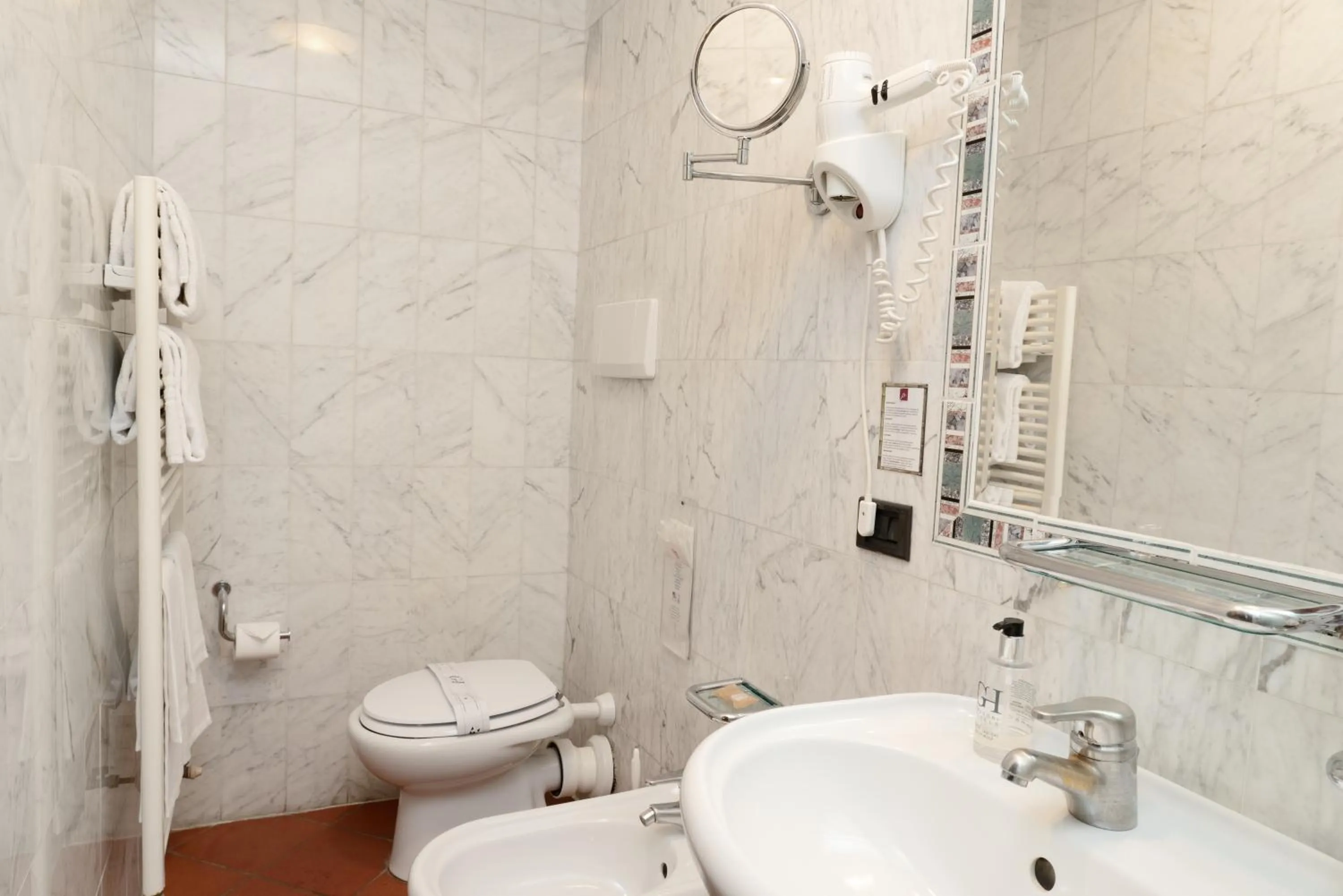 Bathroom in Hotel Panama