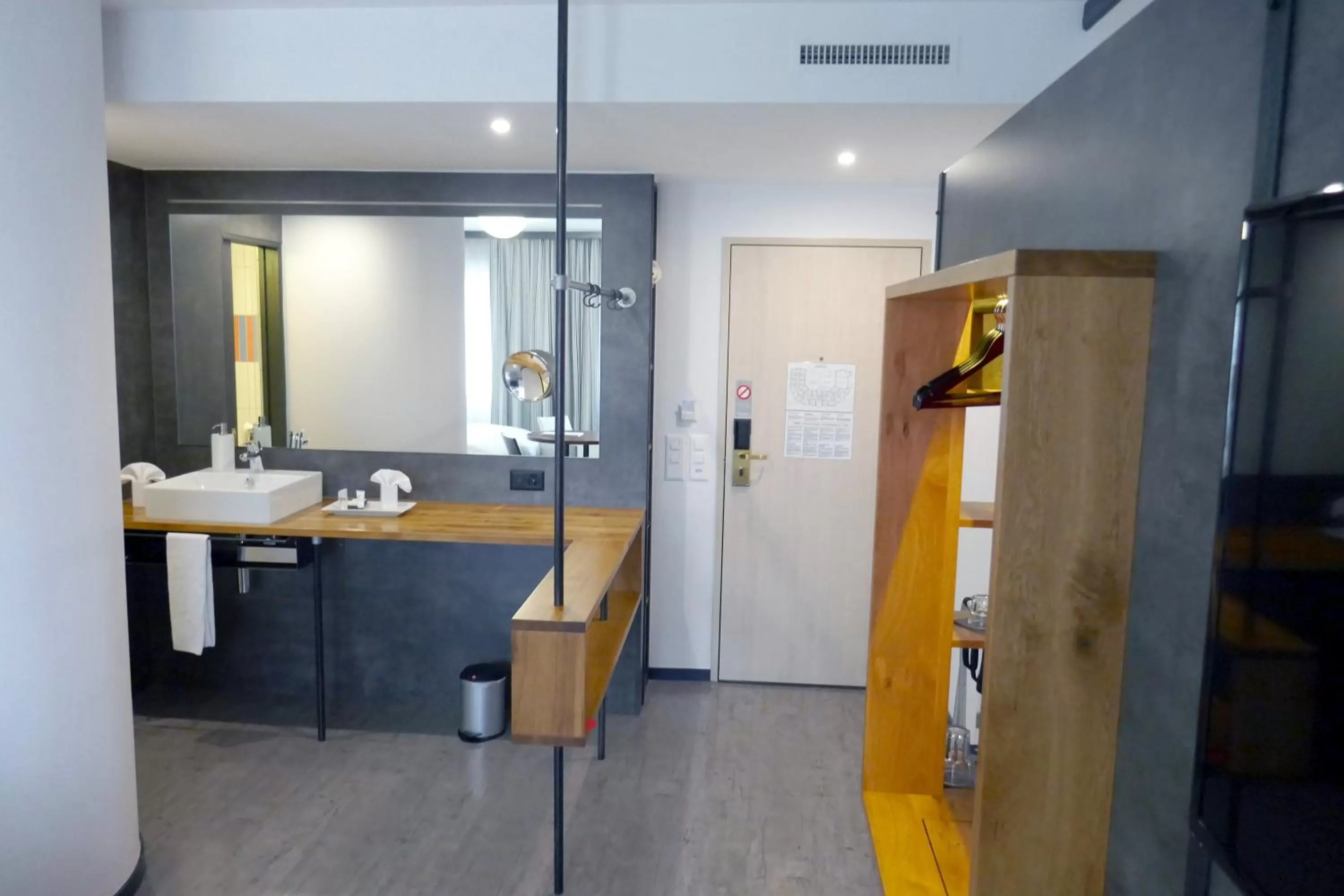 Bathroom in Boutiquehotel Thessoni Classic & Self service Residence Home Zürich