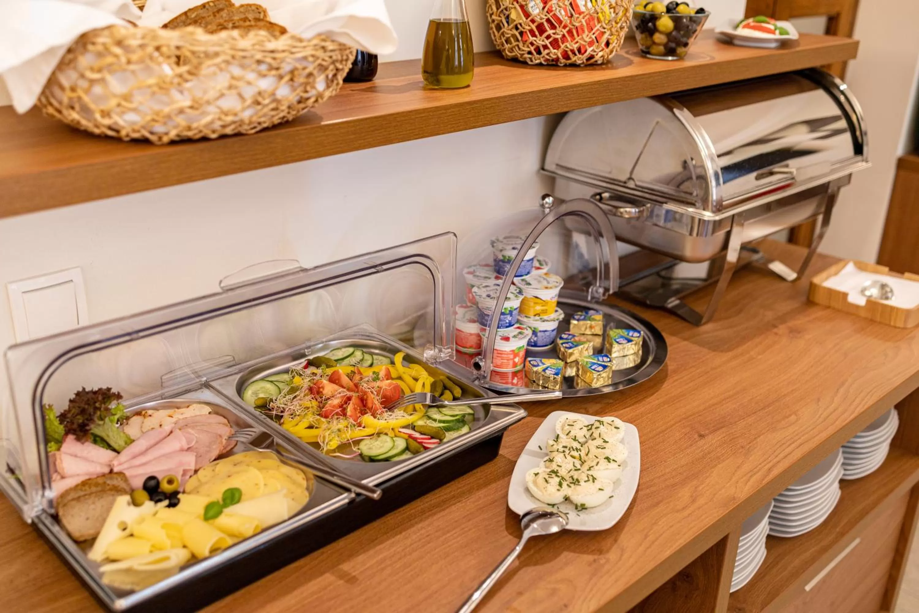 Breakfast in Portal House Apartments