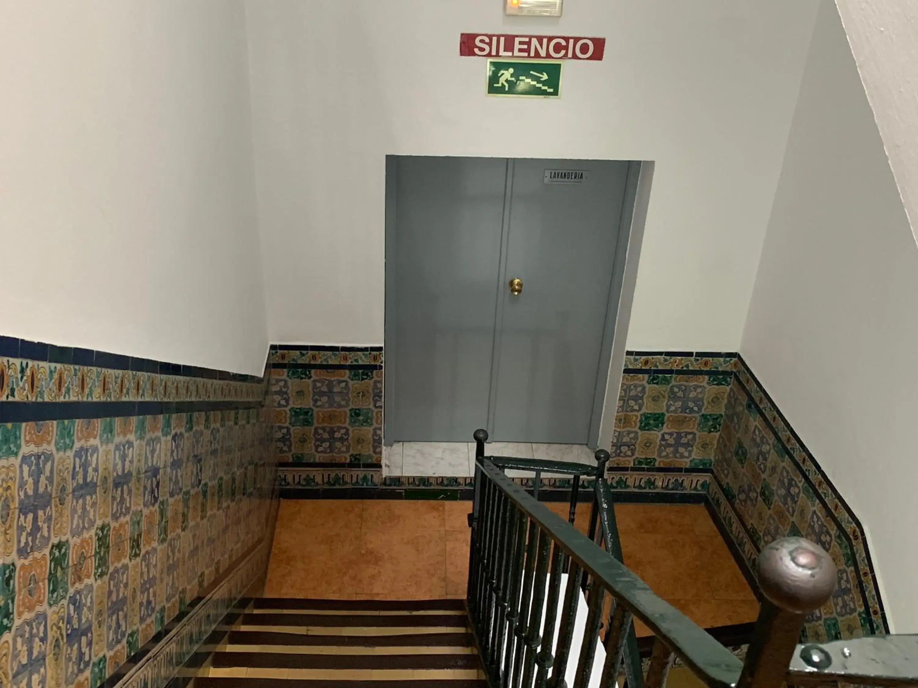 Property building in Hostal Alcobia