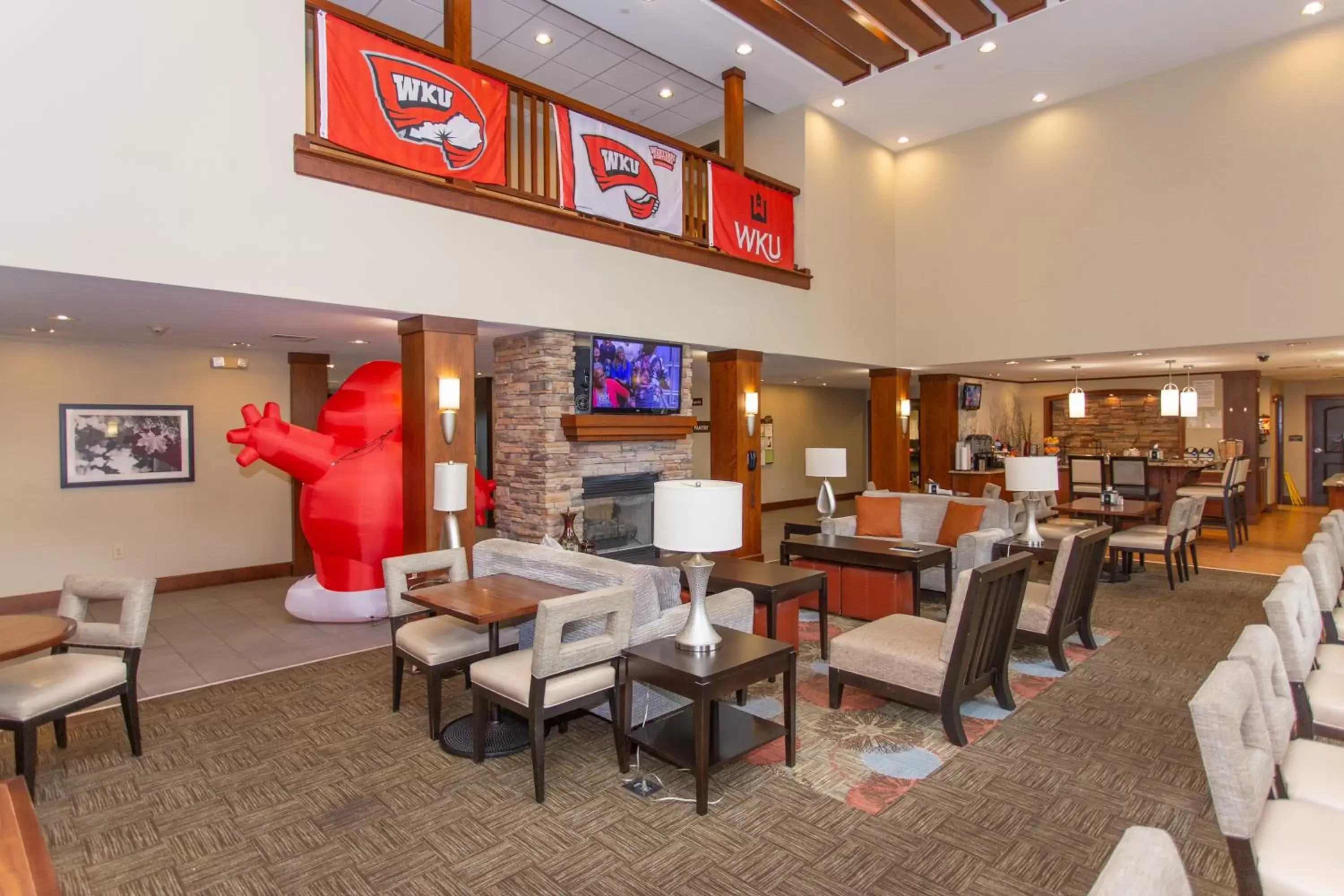 Lobby or reception in Staybridge Suites Bowling Green, an IHG Hotel