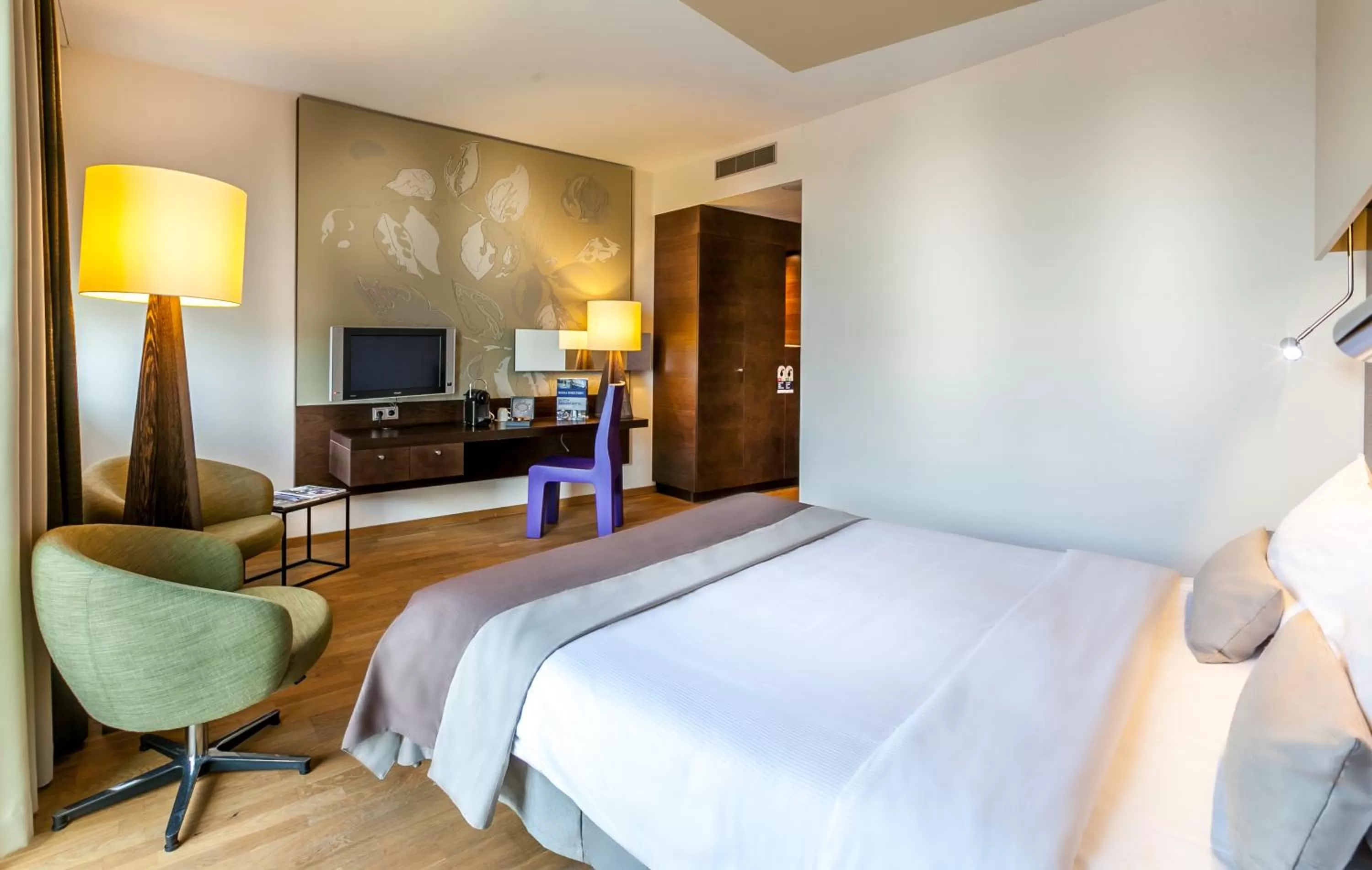 Bed in Hotel Artemis Amsterdam