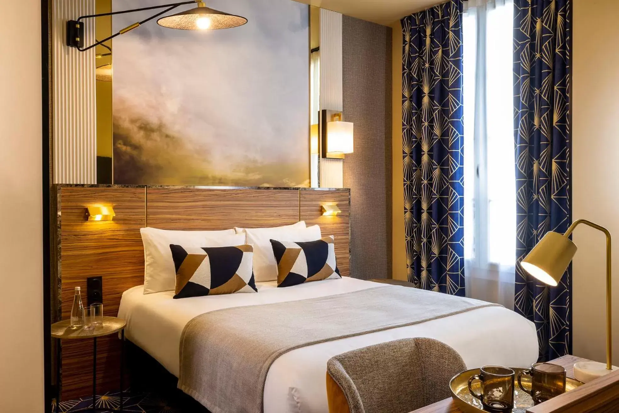 Bedroom, Bed in Hotel Le Rocroy