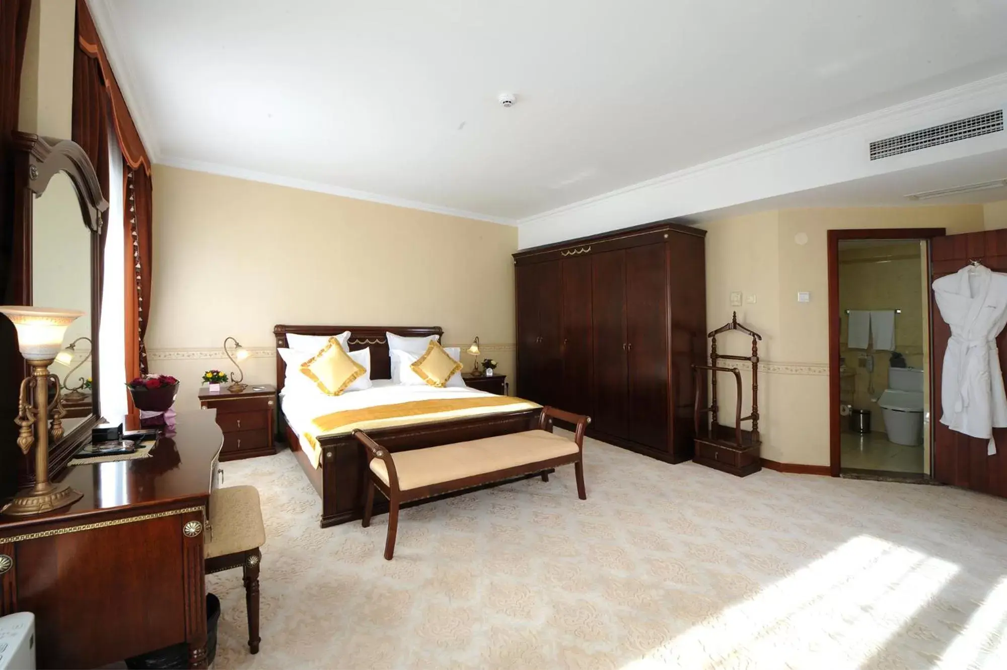 Bed in Kempinski Hotel Khan Palace