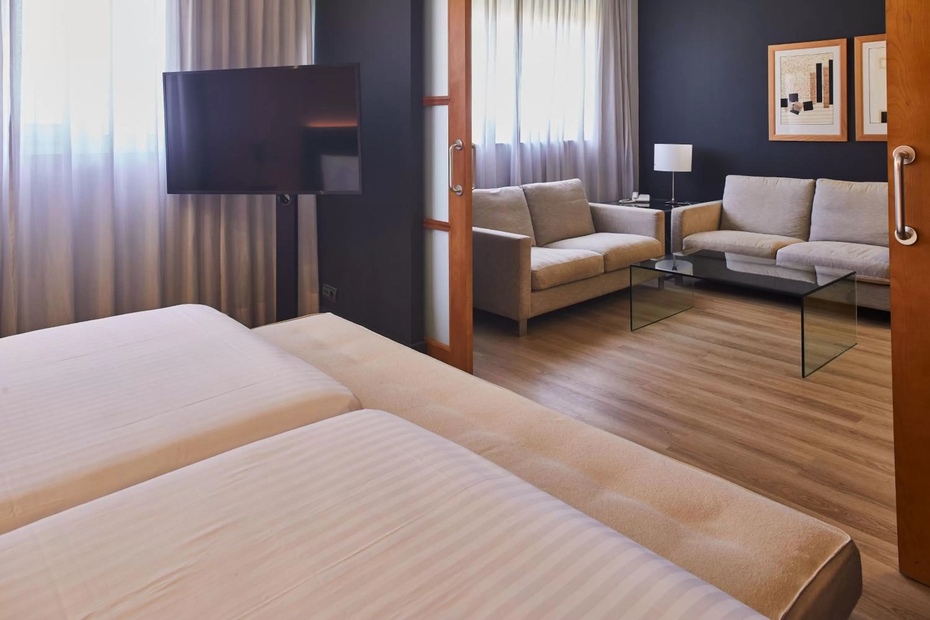 Seating area, Bed in Silken Al-Andalus Palace