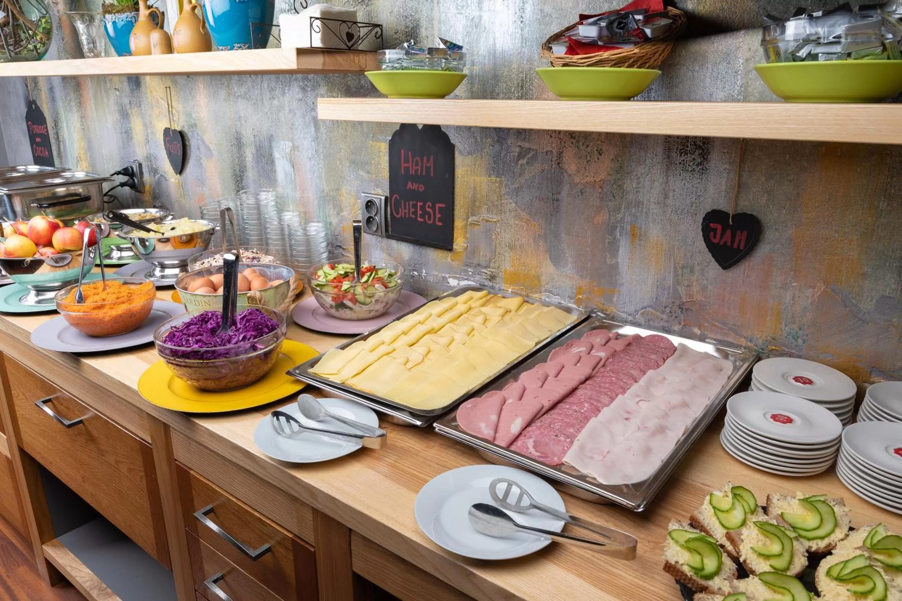 Food and drinks in Prague Centre Plaza