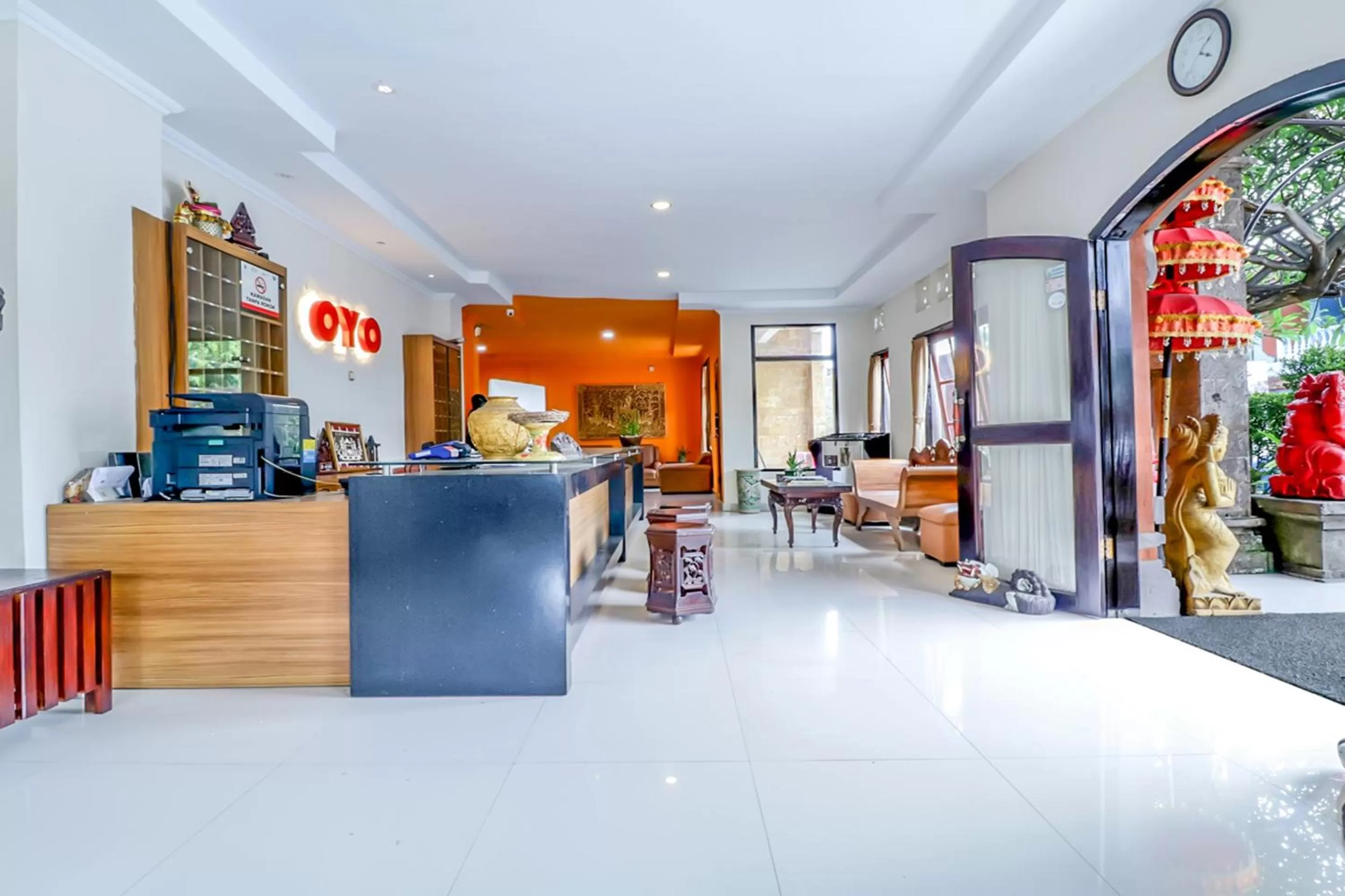 Lobby or reception in Catur Adi Putra