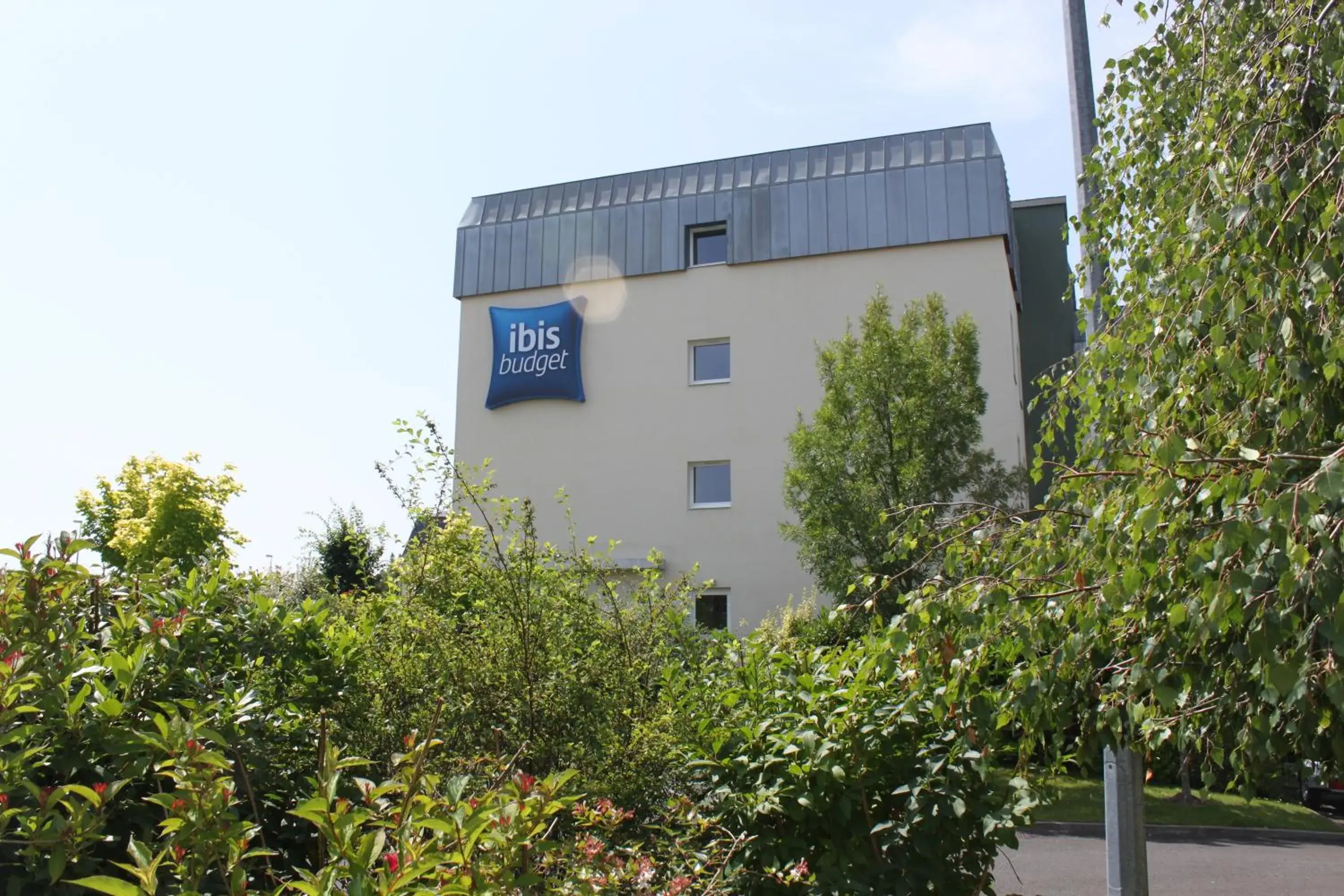 Facade/entrance, Property Building in ibis budget Amboise