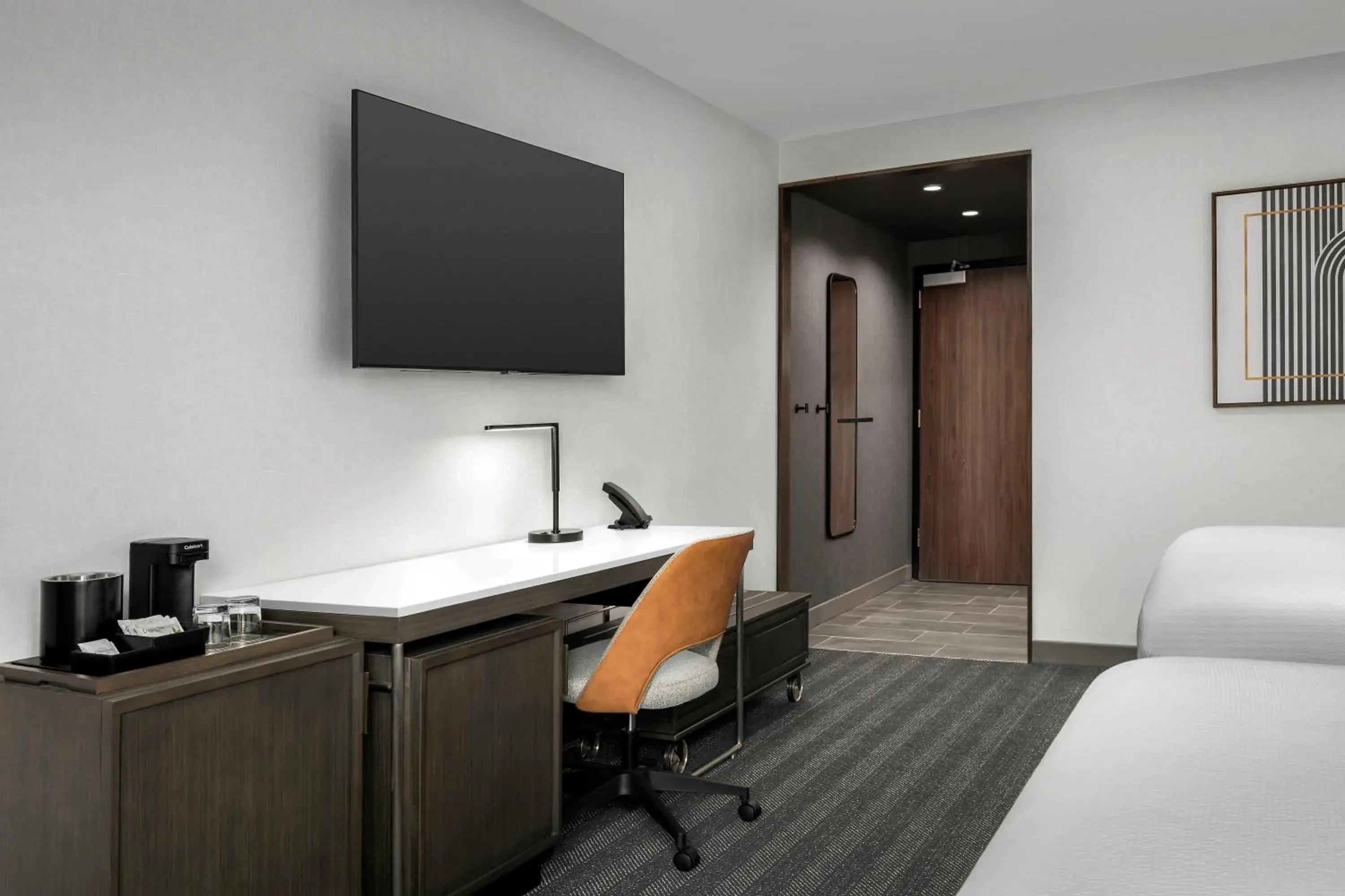 Bedroom, TV/Entertainment Center in Courtyard by Marriott Bozeman