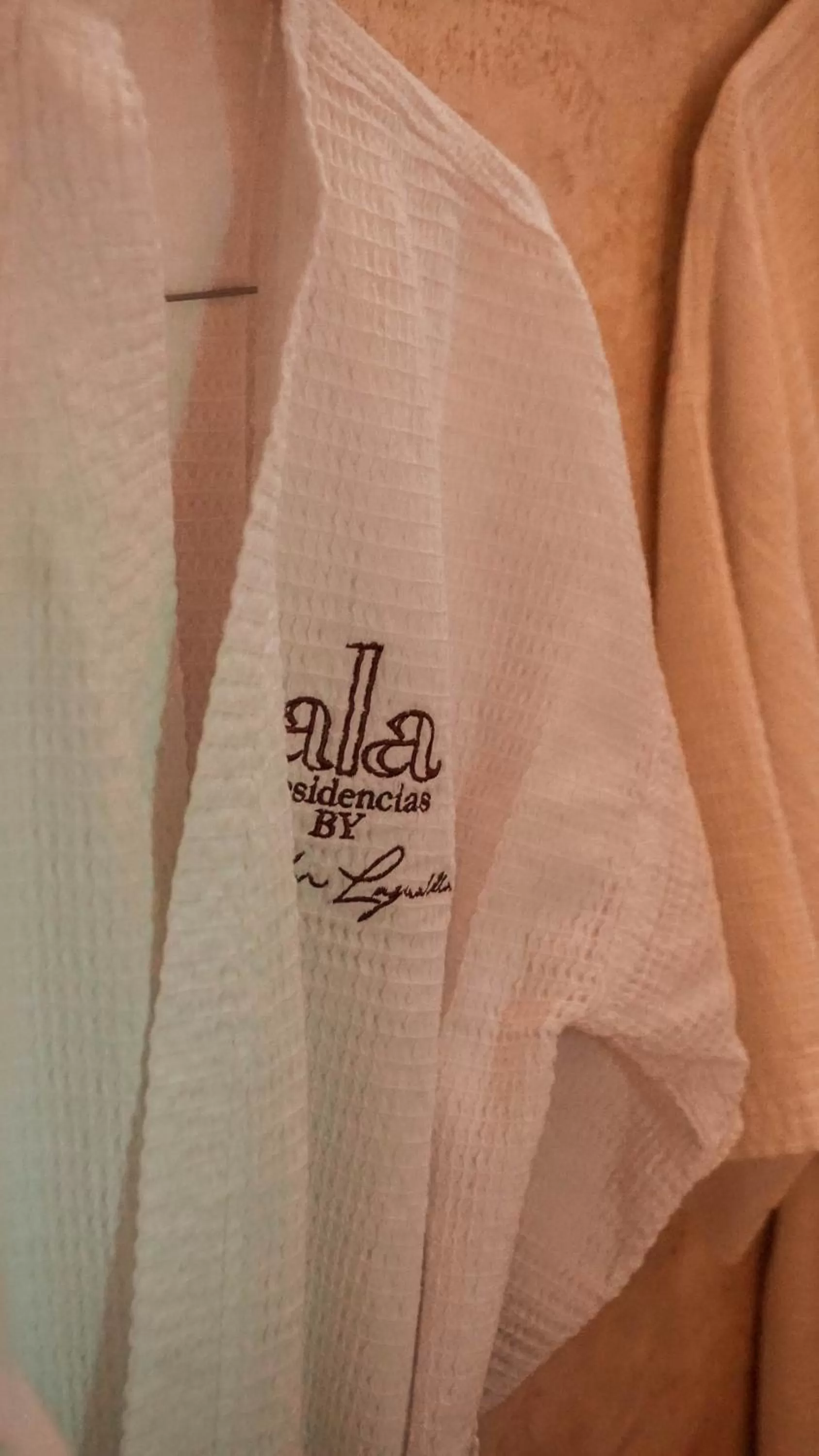 Toilet in Apartamentos "Ala Residencias"