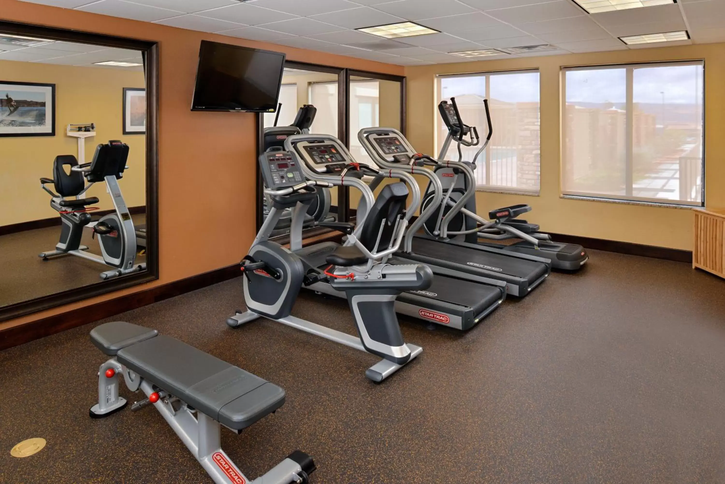 Spa and wellness centre/facilities, Fitness Center/Facilities in Holiday Inn Express Hotels Page, an IHG Hotel