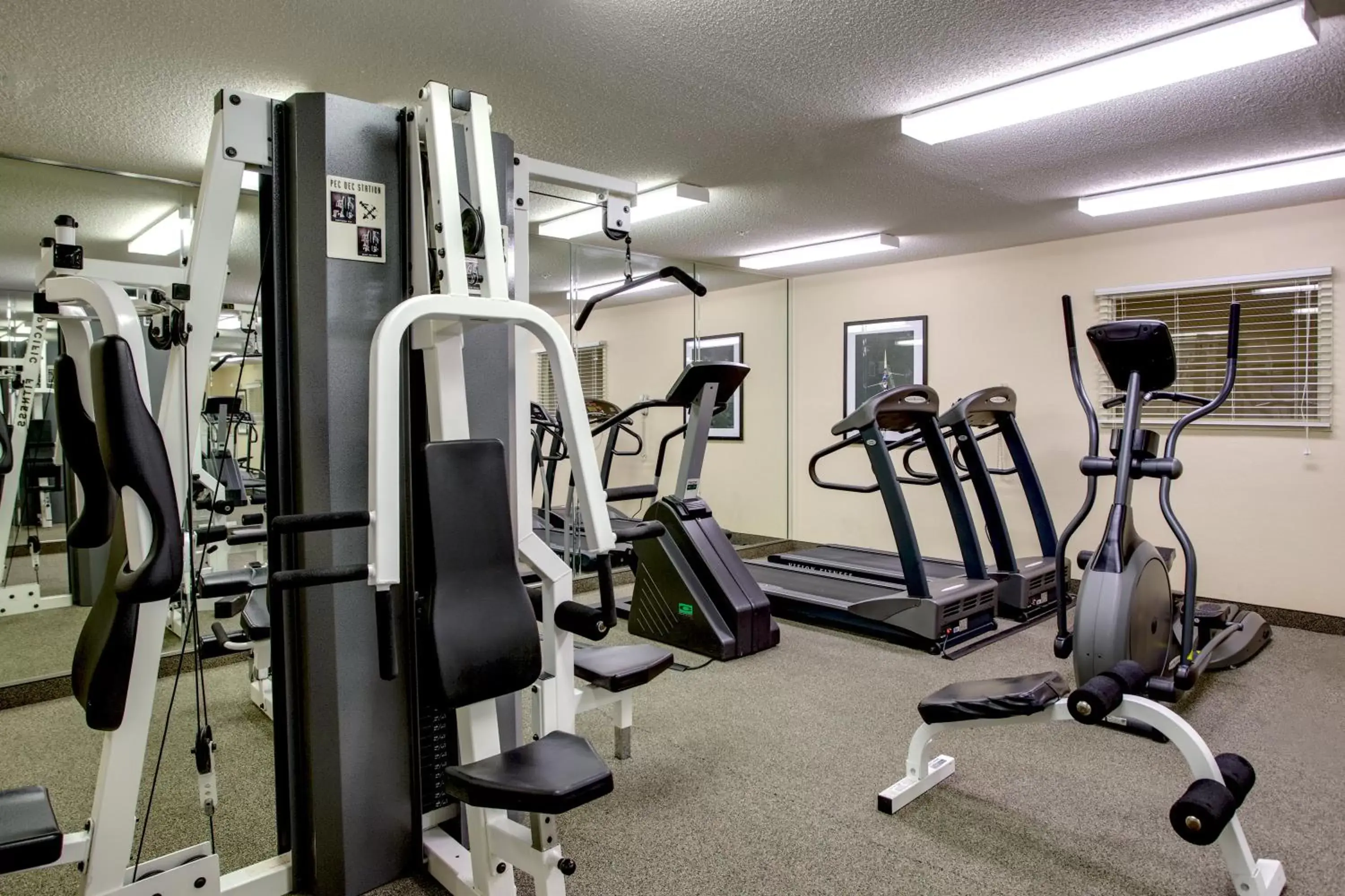 Fitness centre/facilities in Candlewood Suites Raleigh Crabtree by IHG Fitness centre/facilities in Candlewood Suites Raleigh Crabtree by IHG