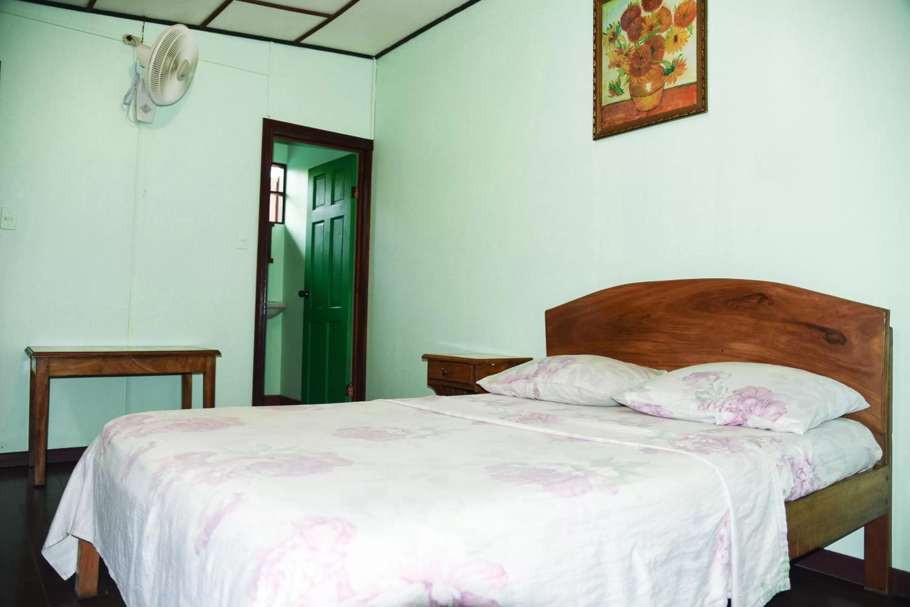 Bed in Hotel Marielos