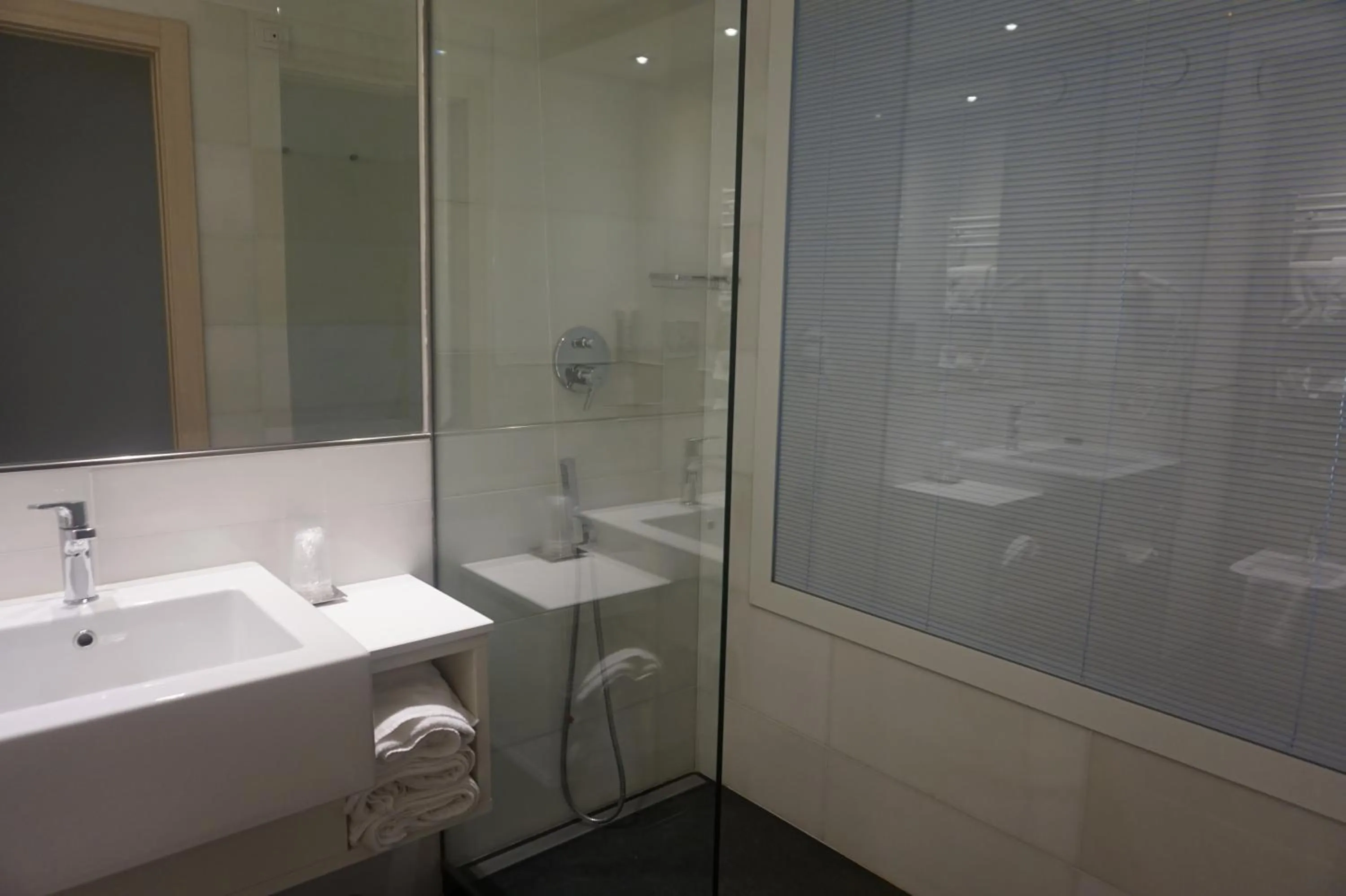 Bathroom in Hotel Columbus