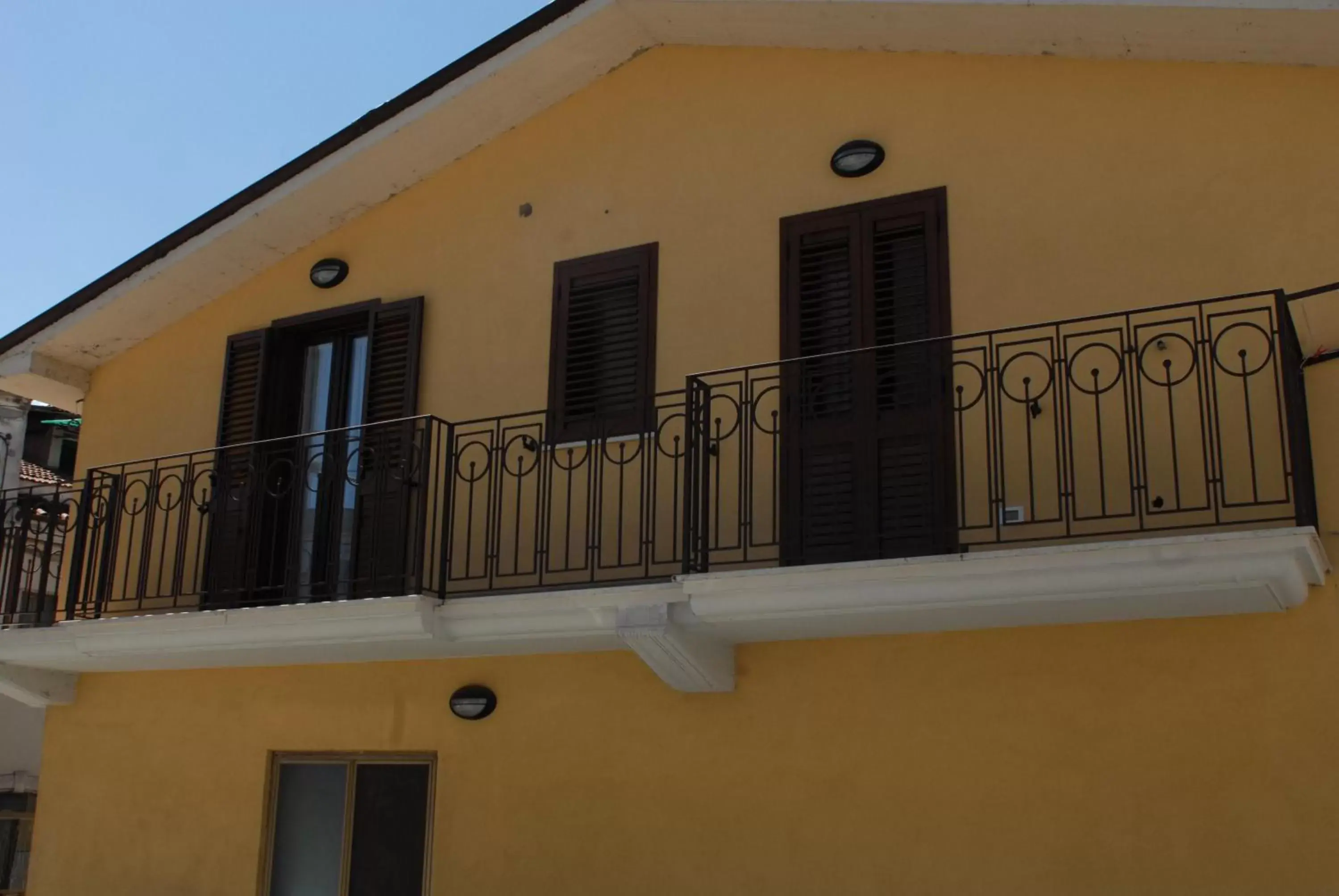 Facade/entrance, Property Building in Dietro Piazza Maggiore