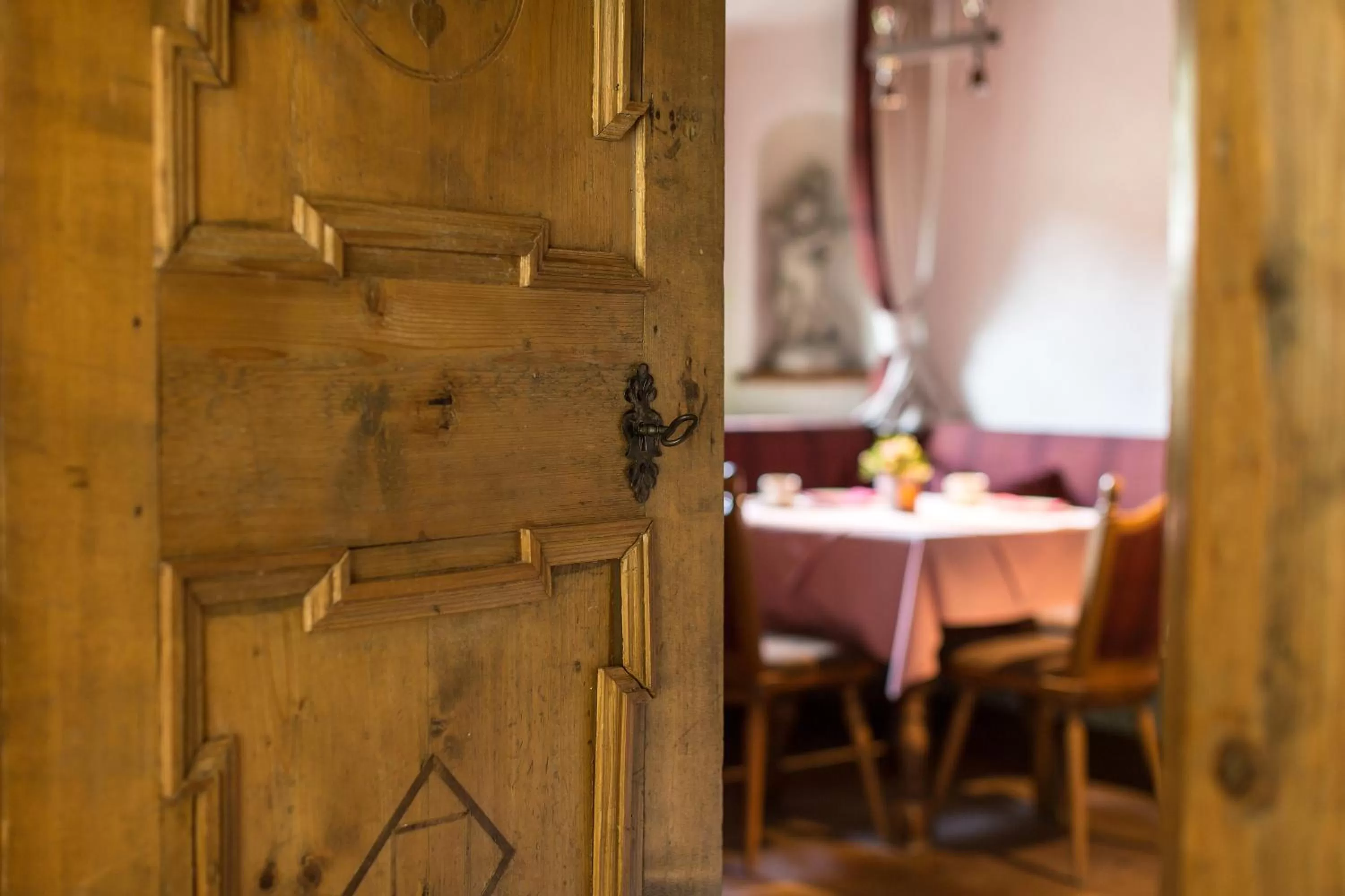 Decorative detail in Hotel Garni Römerhof