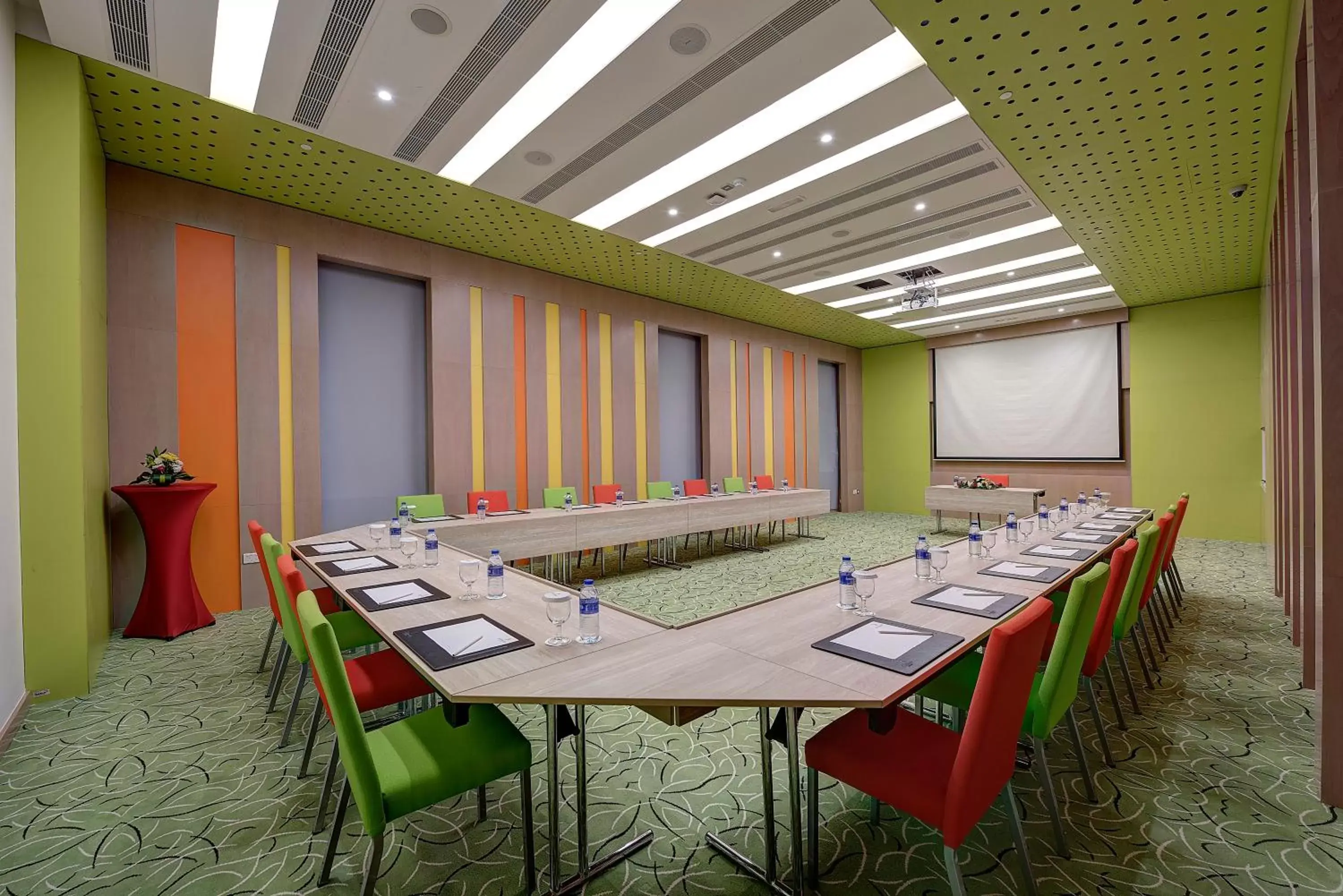 Banquet/Function facilities, Business Area/Conference Room in Al Khoory Atrium