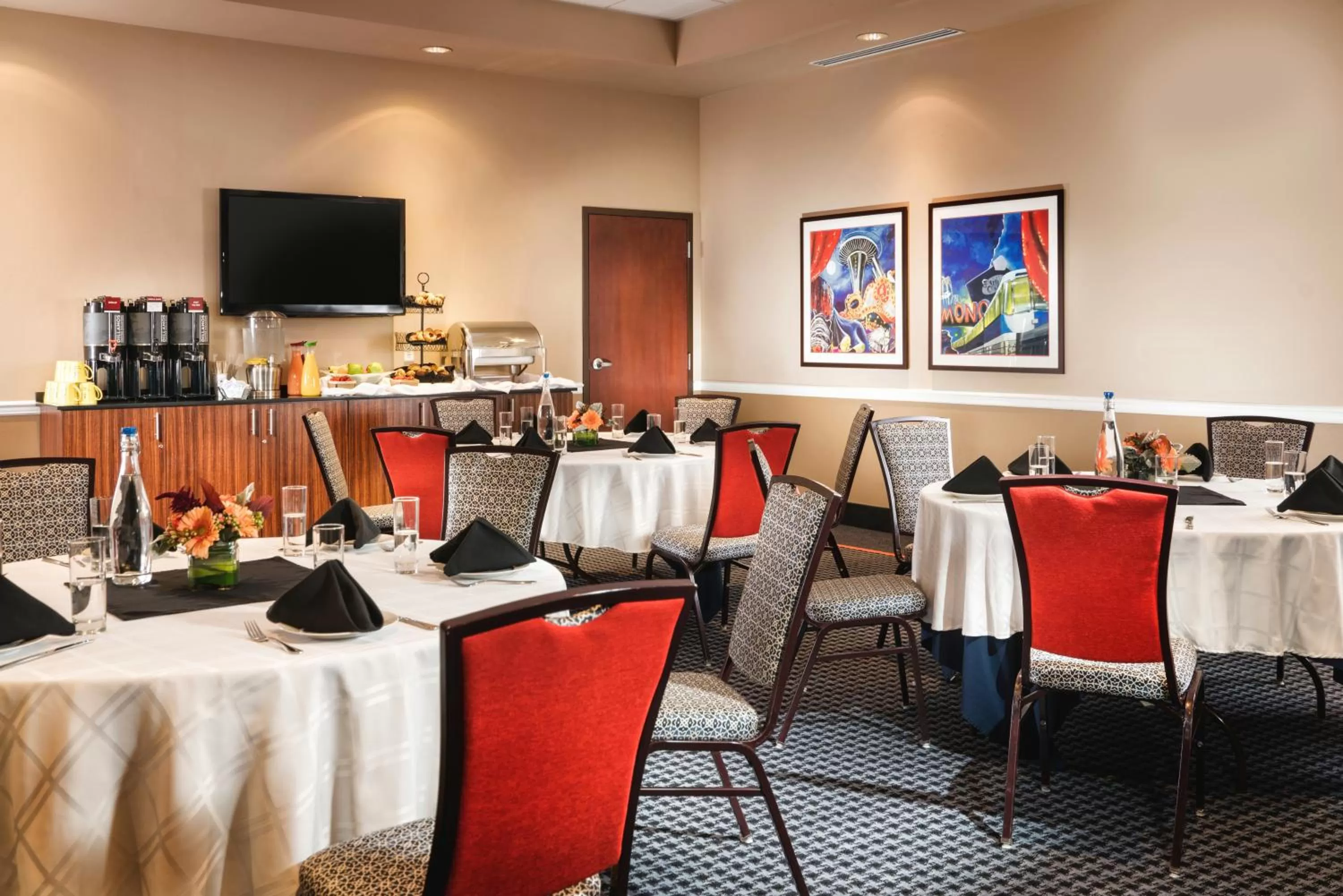 Meeting/conference room in Staypineapple, The Maxwell Hotel, Seattle Center Seattle