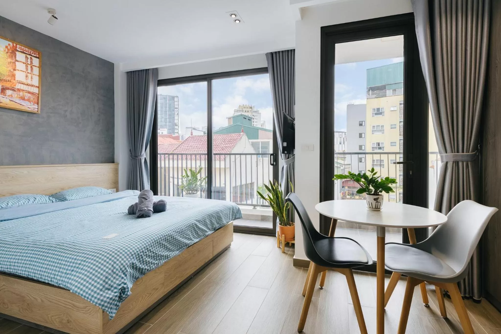 Bed in LUCK APART 8 - Hanoi Westlake Balcony Studio